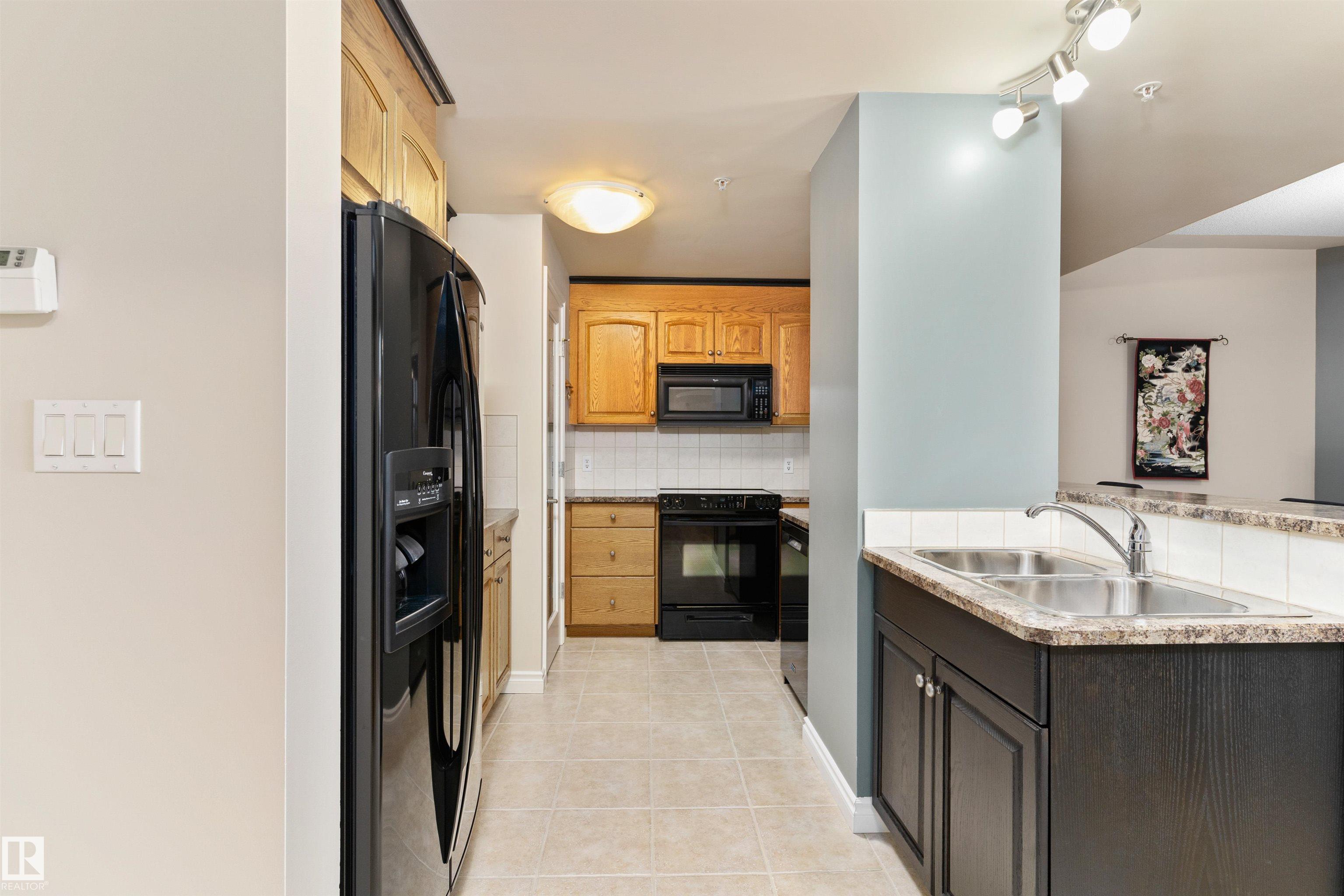 Photo 7 at 408 - 9020 Jasper Avenue NW, Boyle Street, Edmonton
