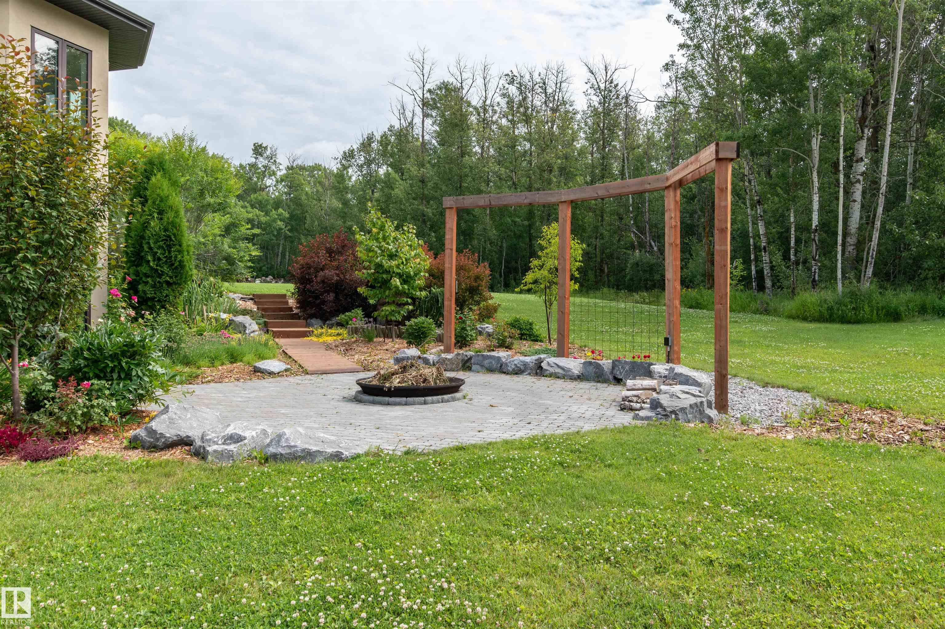 Photo 5 at 52449 Rge Road 214, None, Rural Strathcona County
