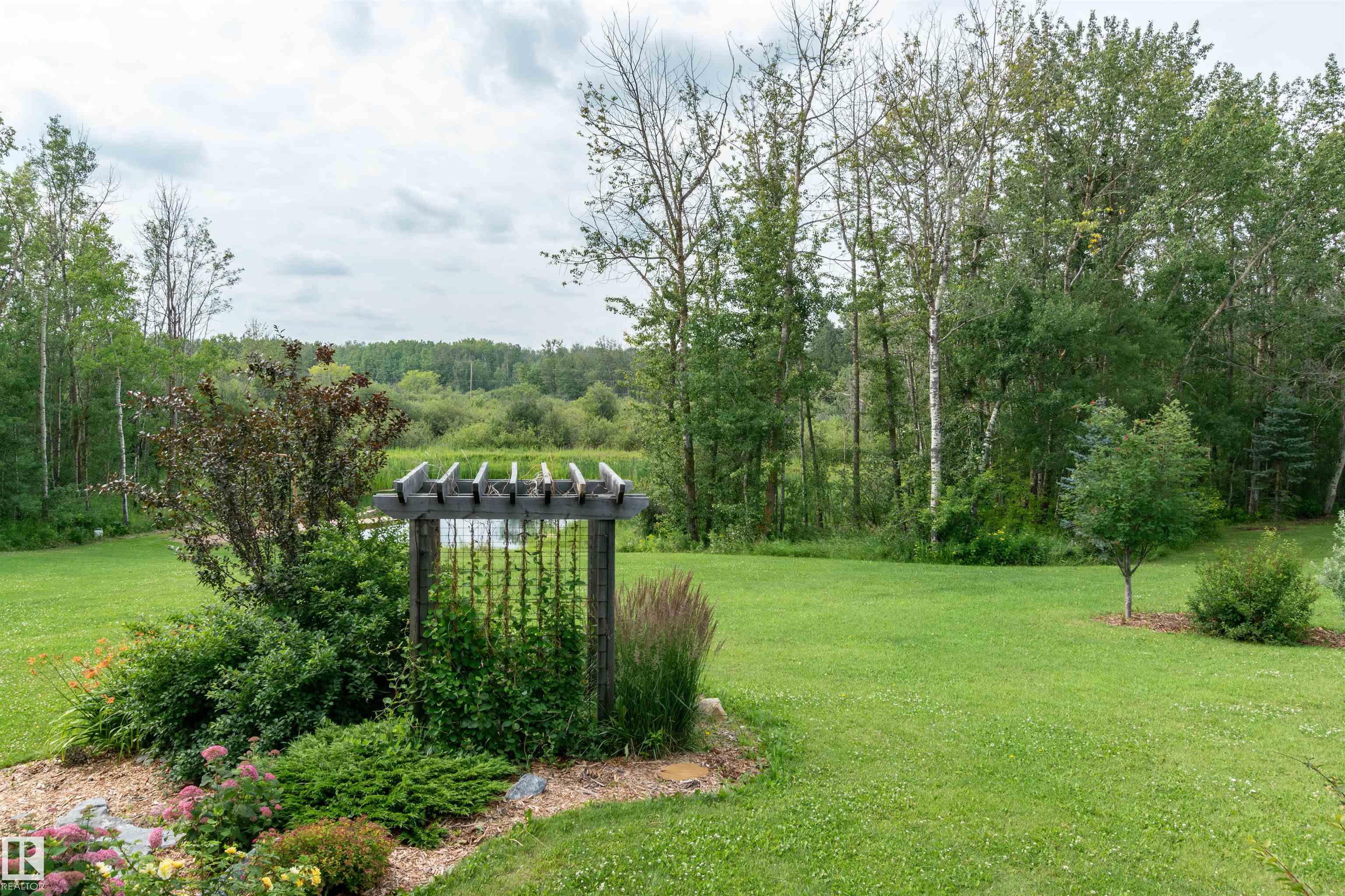 Photo 6 at 52449 Rge Road 214, None, Rural Strathcona County