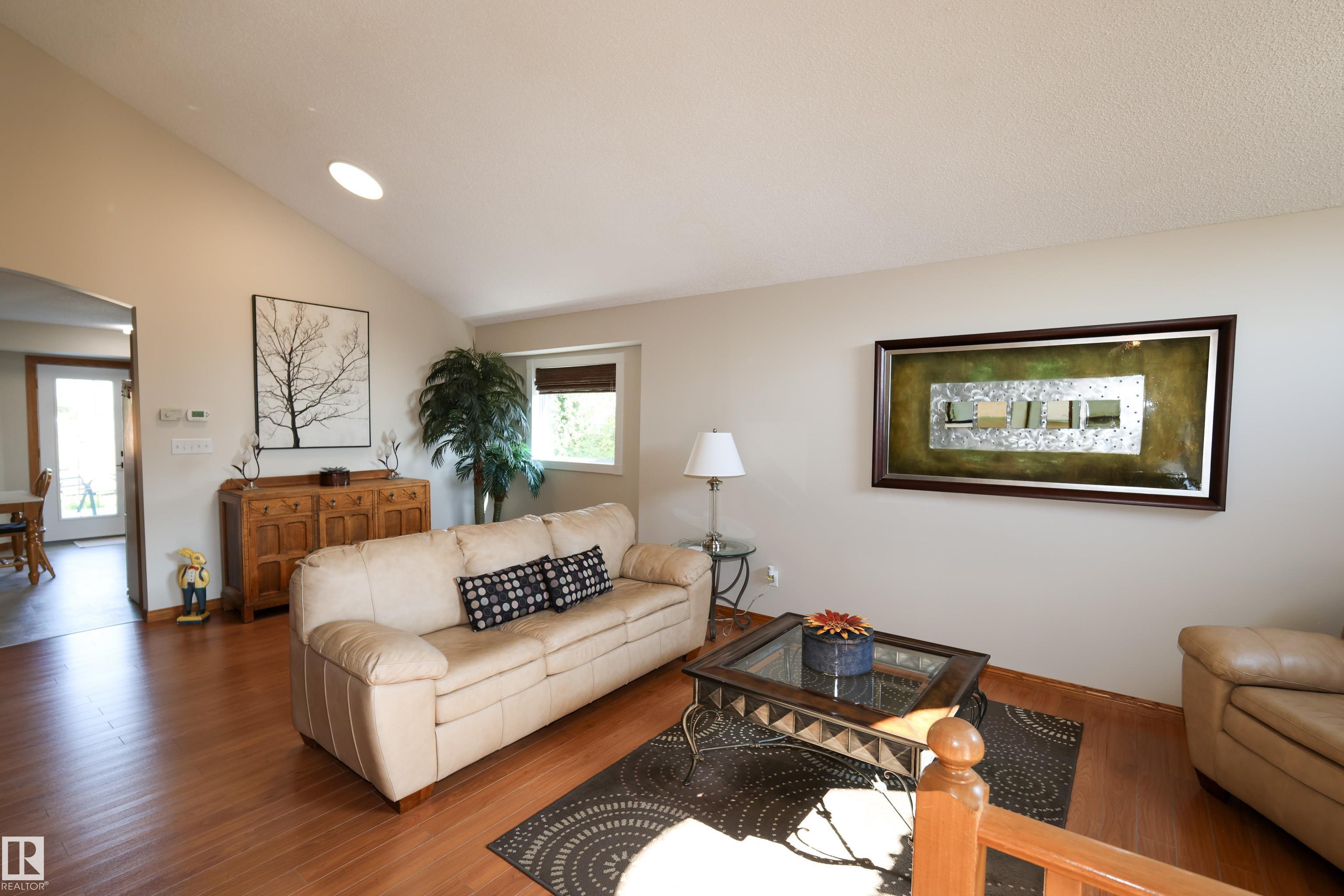 Photo 2 at 10408 89 Street, Morinville
