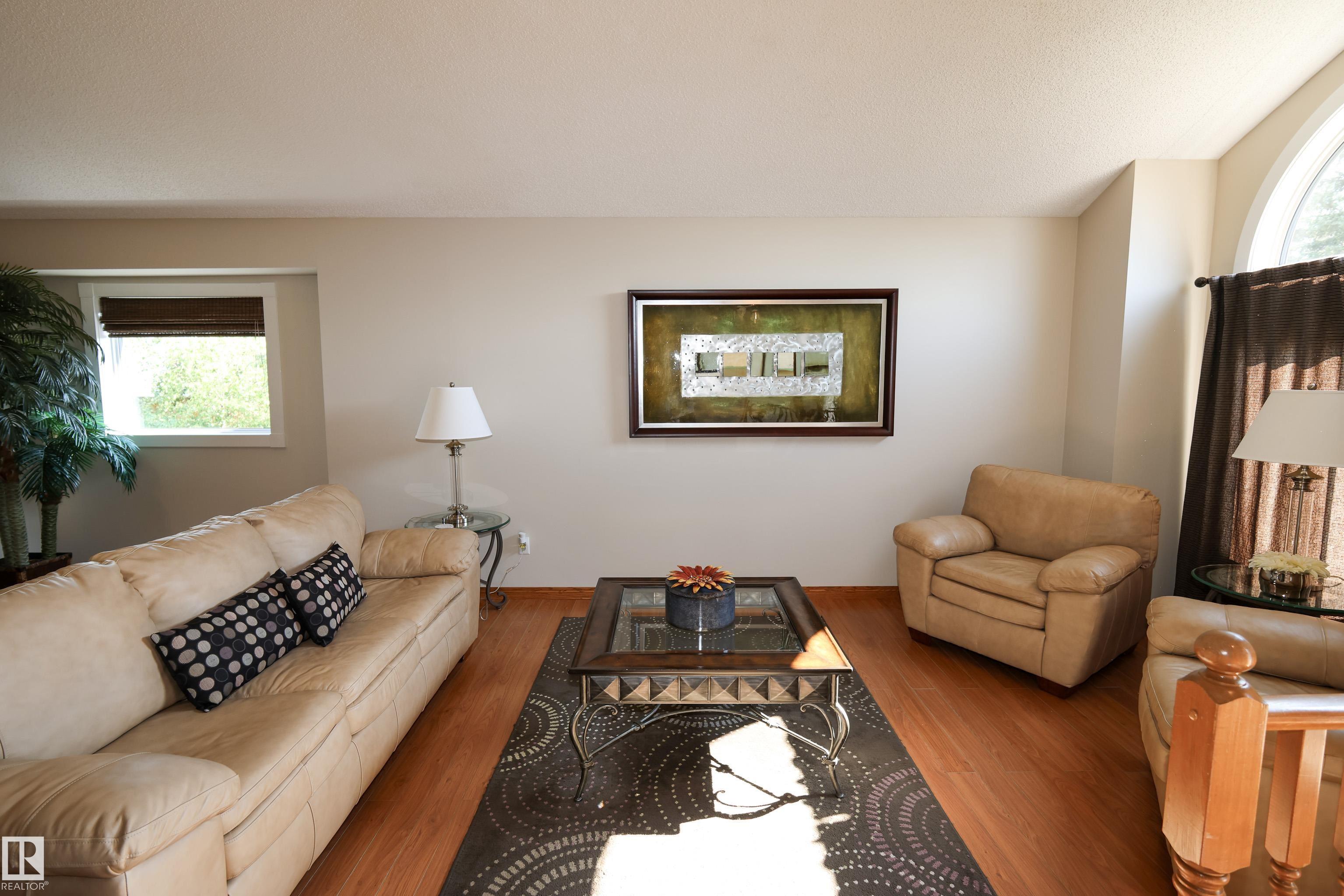 Photo 3 at 10408 89 Street, Morinville