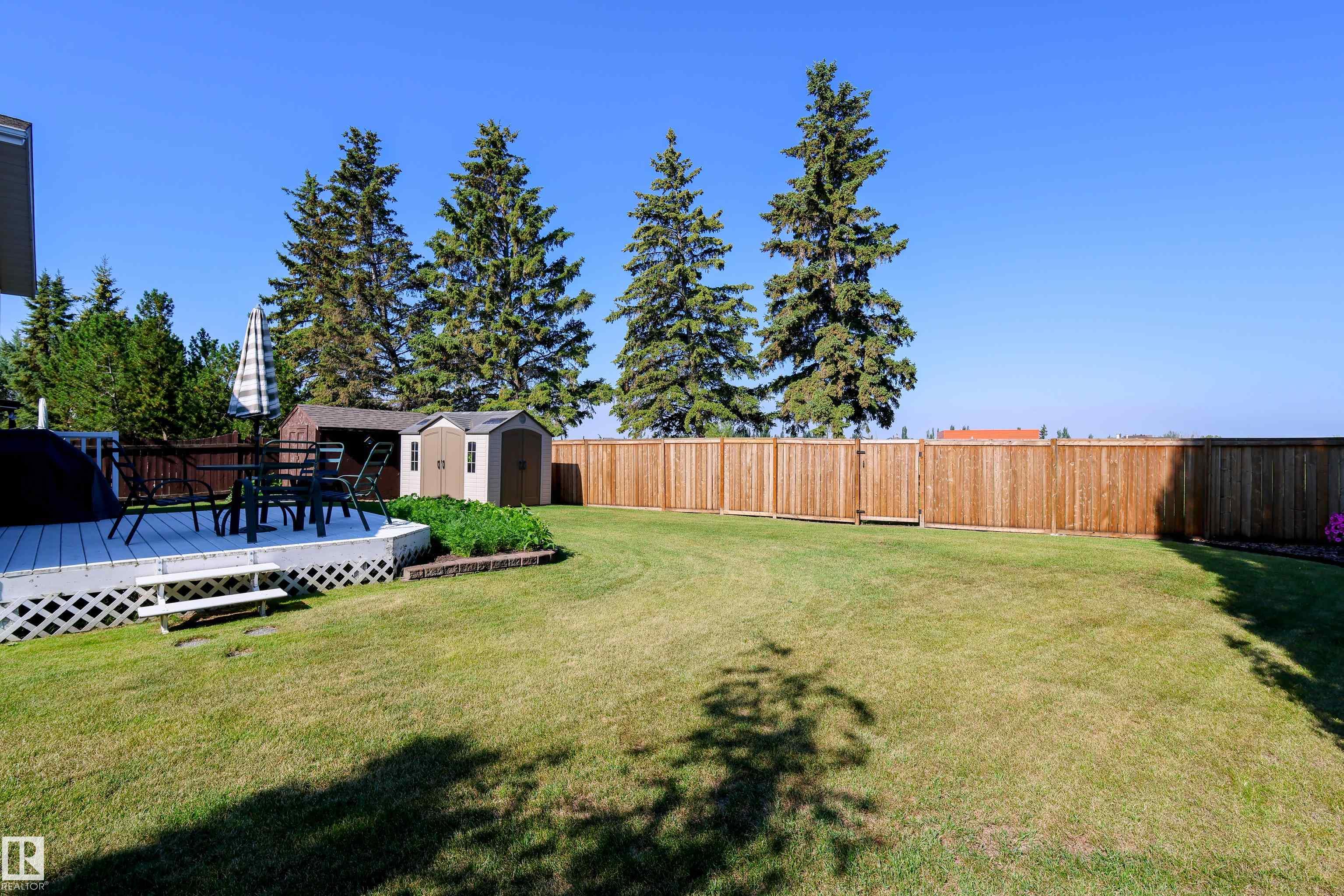 Photo 23 at 10408 89 Street, Morinville