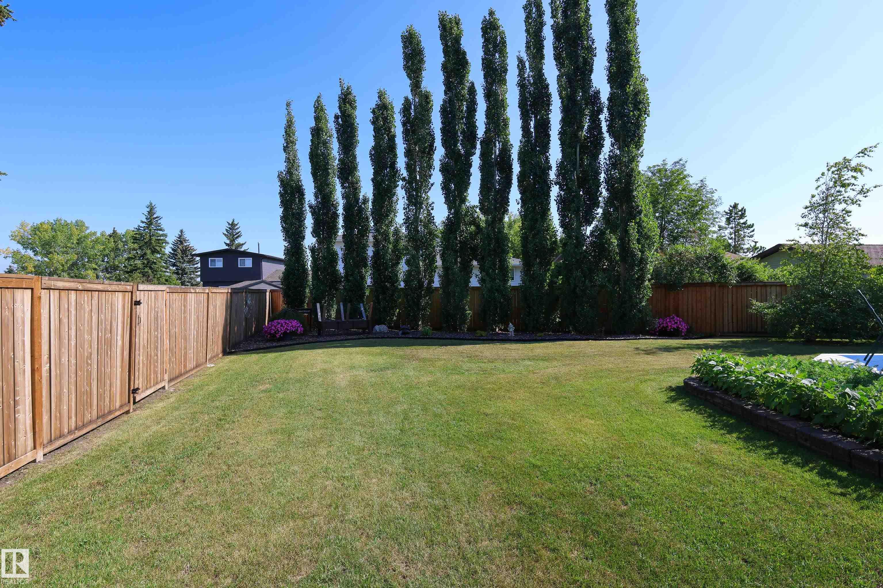 Photo 26 at 10408 89 Street, Morinville