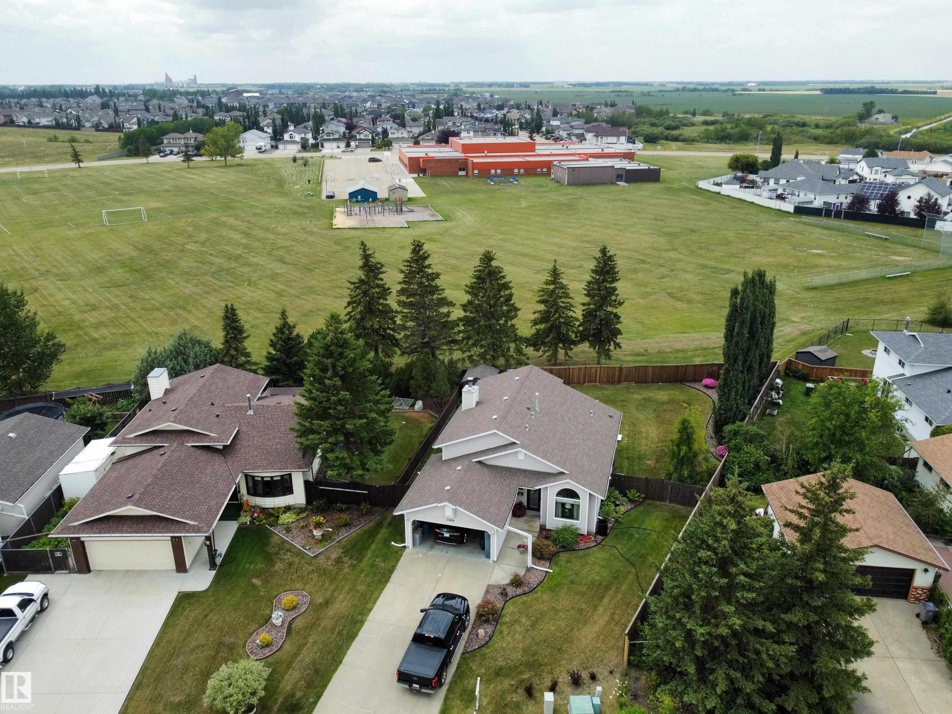 Photo 30 at 10408 89 Street, Morinville
