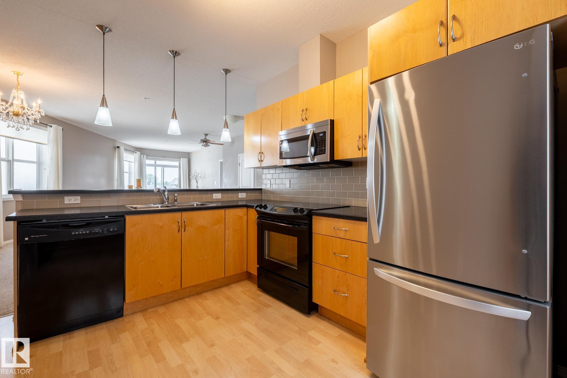 Photo 11 at 300 - 9940 Sherridon Drive, Sherridon Heights, Fort Saskatchewan