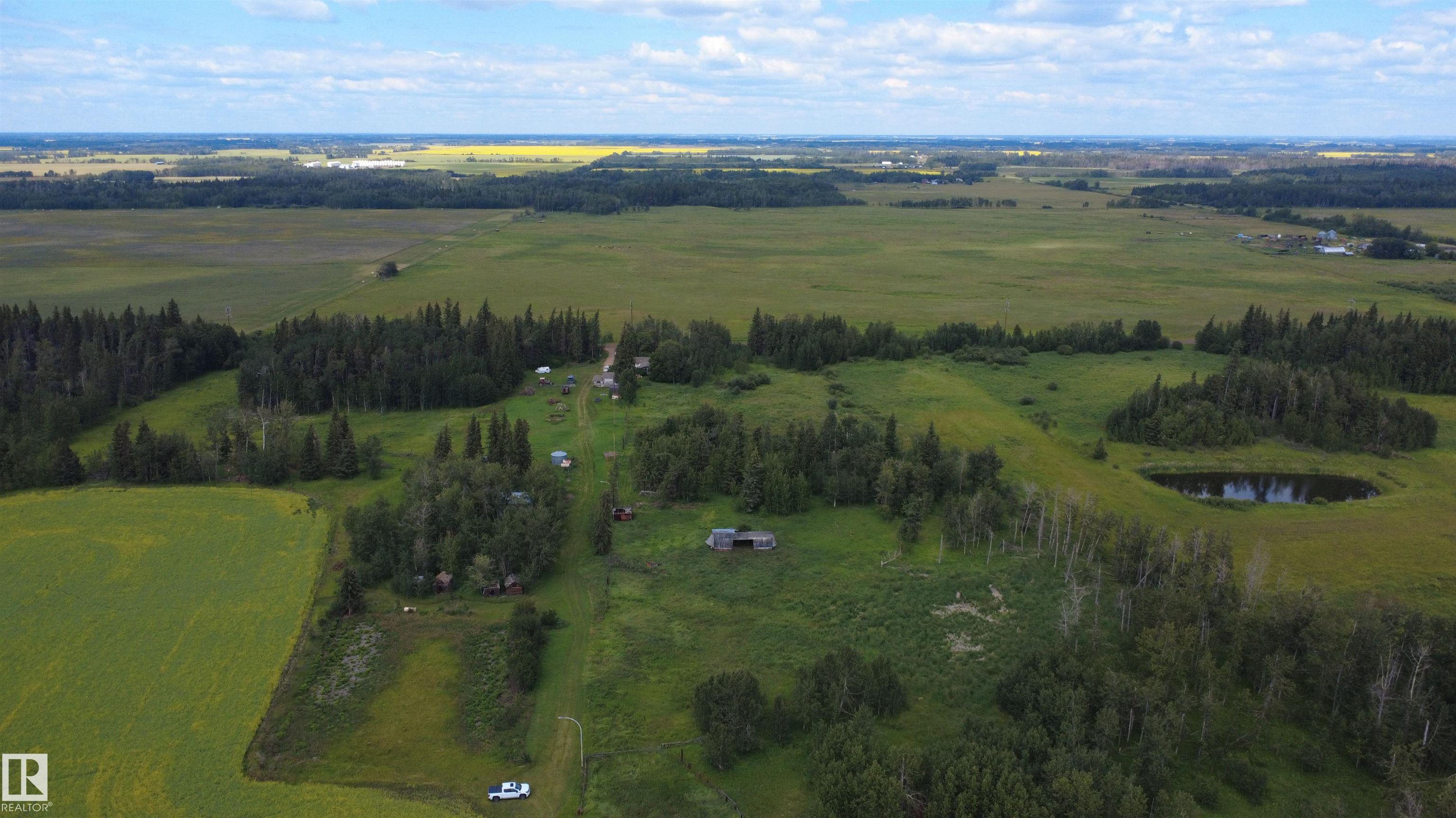 Photo 9 at 21113 Twp Road 574, None, Rural Sturgeon County
