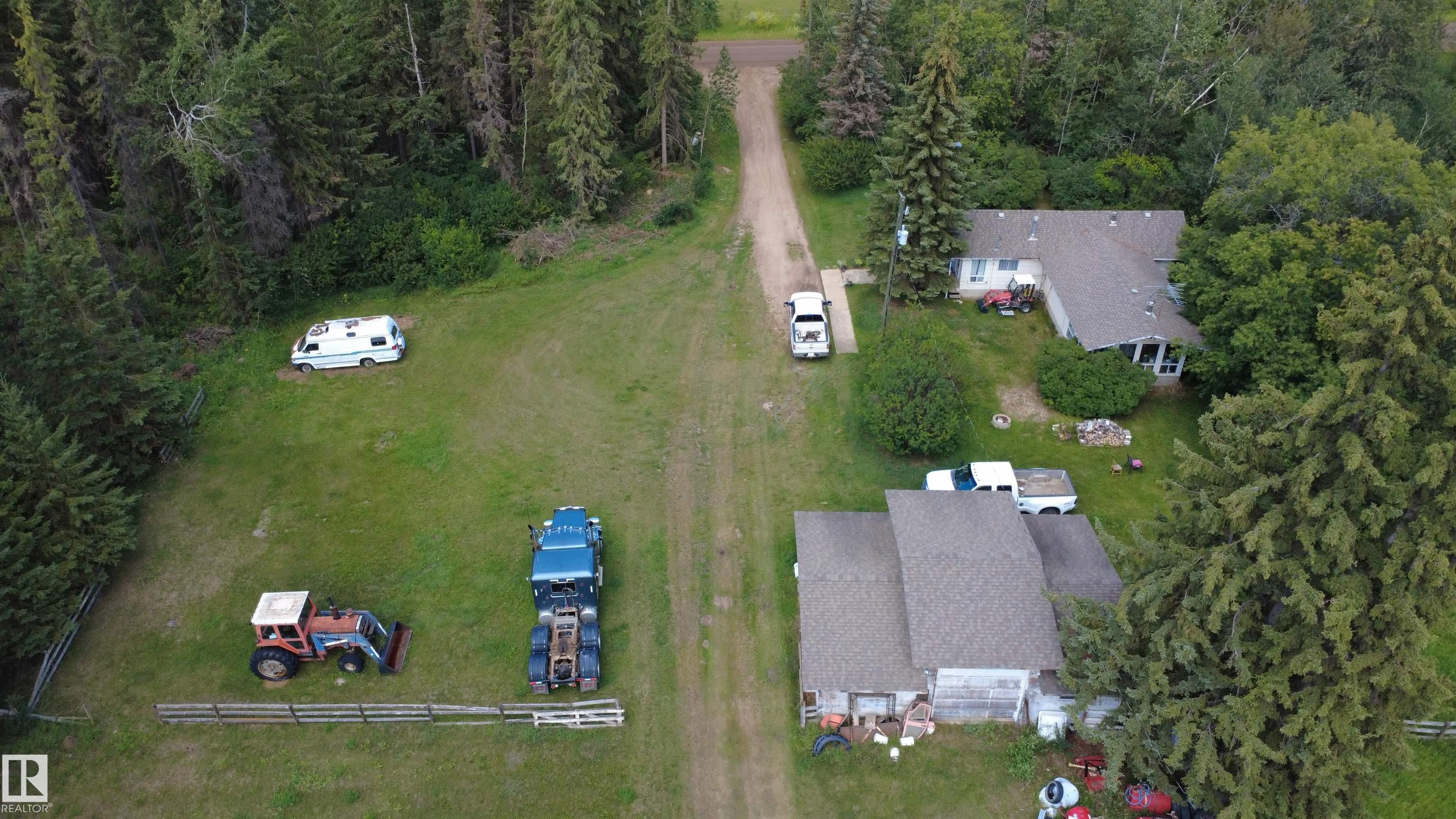 Photo 10 at 21113 Twp Road 574, None, Rural Sturgeon County