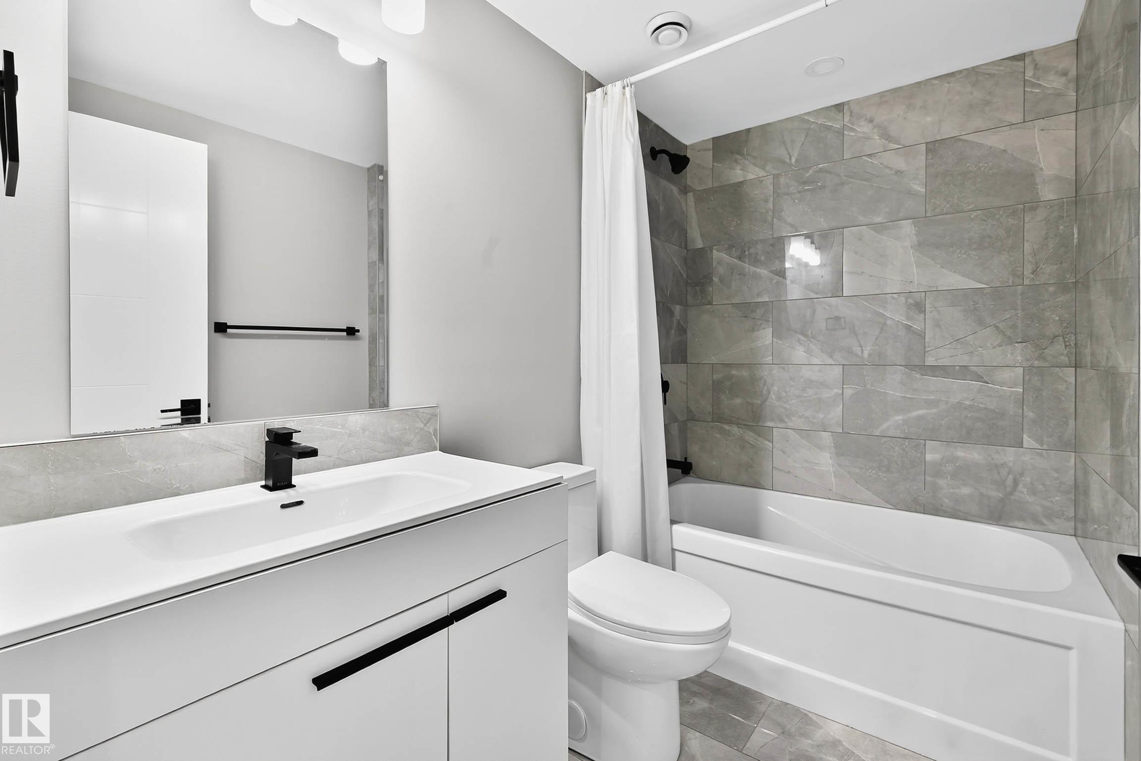 Photo 30 at 8805 Strathearn Drive NW, Strathearn, Edmonton