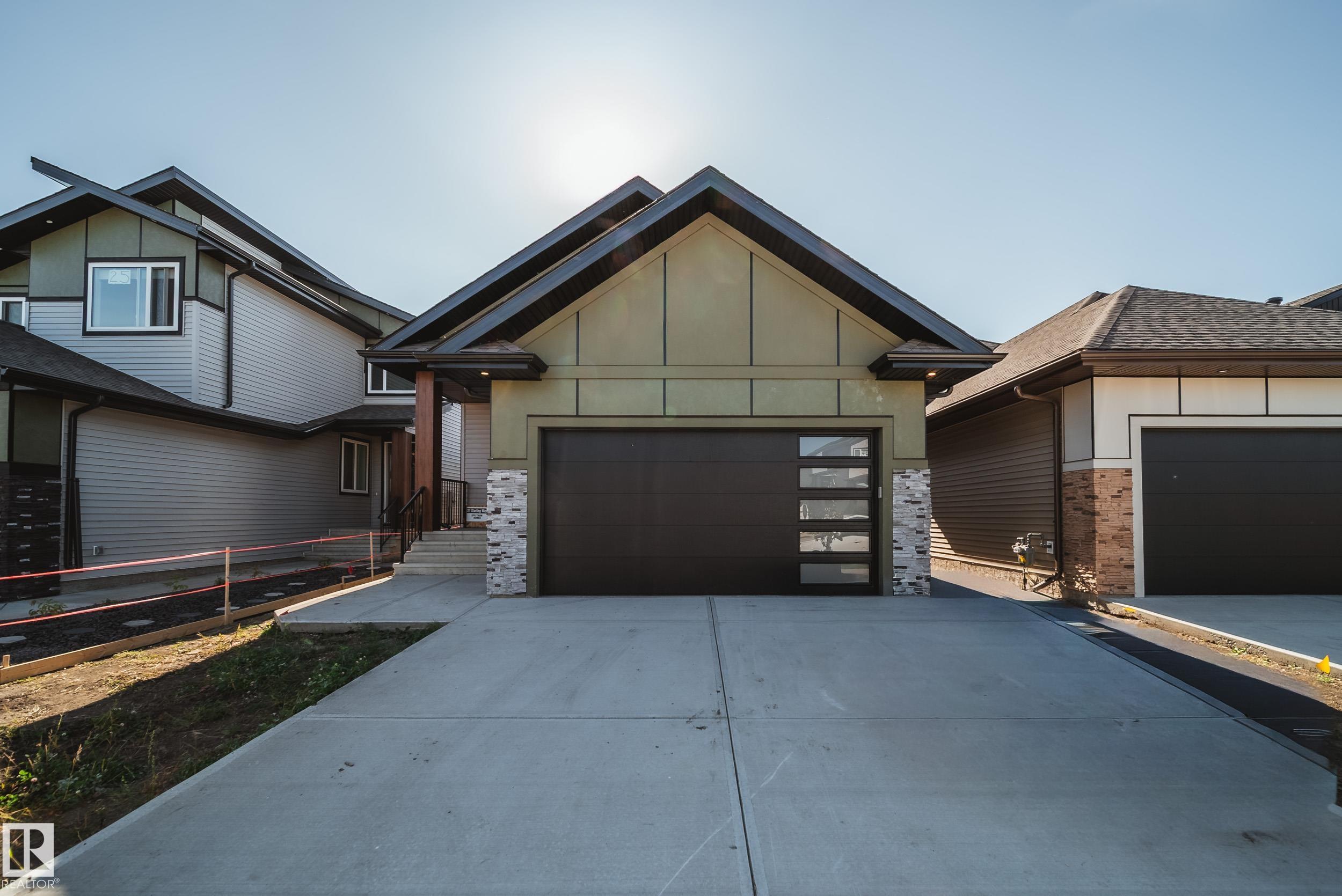 Photo 2 at 21 Starling Way, South Fort, Fort Saskatchewan