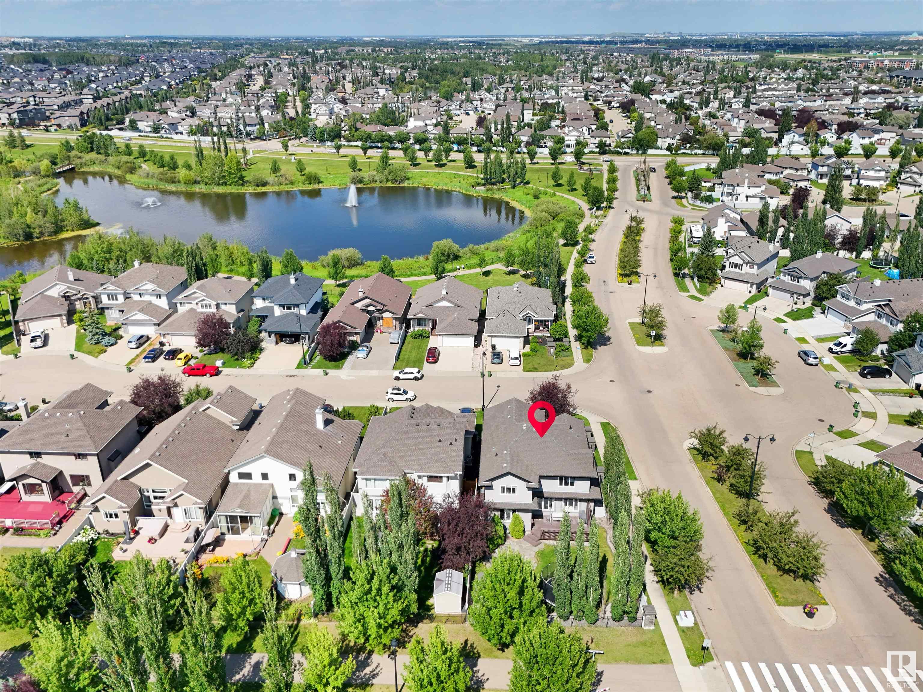 http://cdnparap120.paragonrels.com/ParagonImages/Property/p12/RAE/225363292/3/0/0/afced92b9f4c5c401291e6debd97a6ac/1/37353b331aff92073d99ec1587c1ffb7/225363292-37c4608a-03f3-4c25-a294-8ac9d6537d5a.JPG