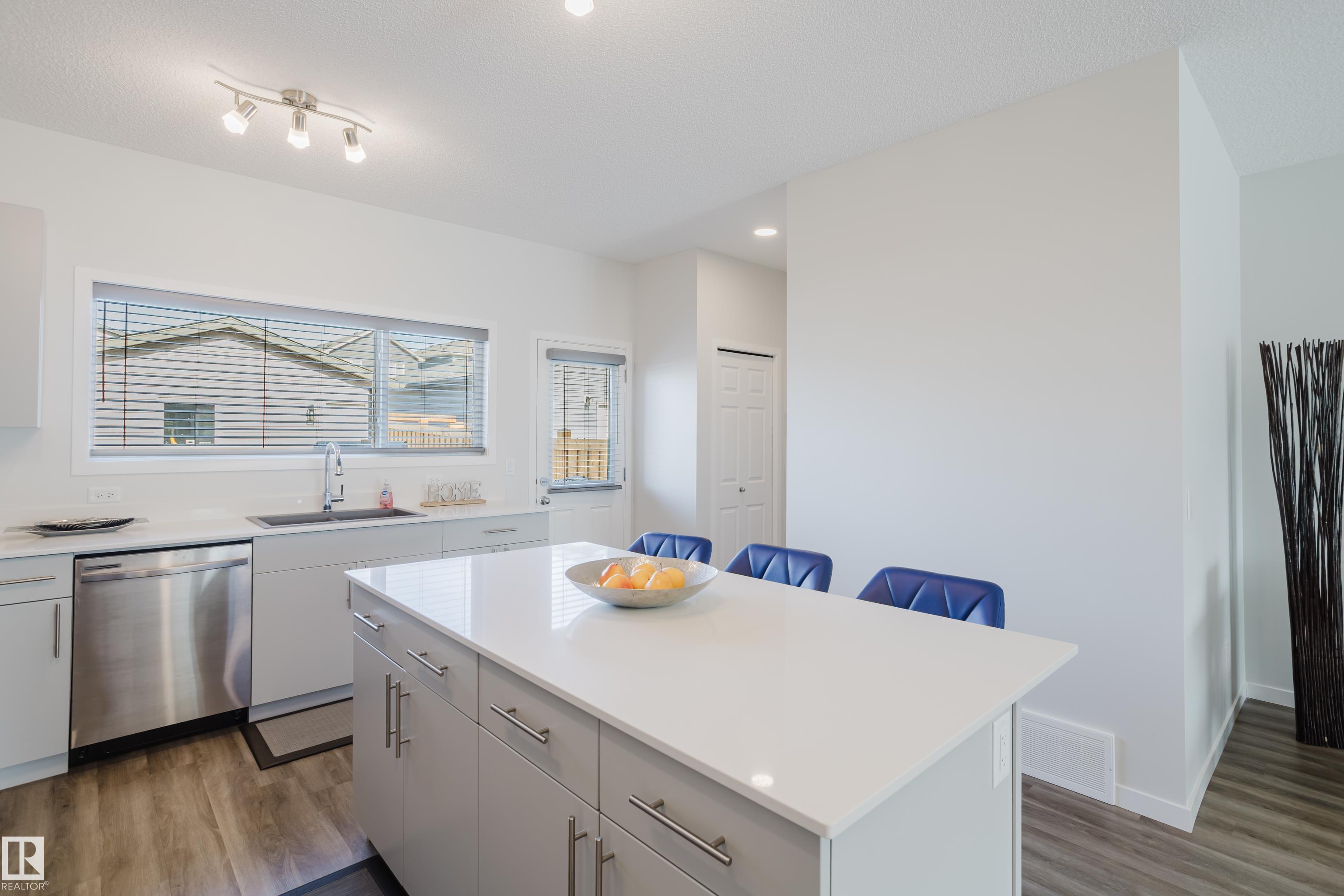 Photo 18 at 5210 Lark Crescent NW, Kinglet Gardens, Edmonton