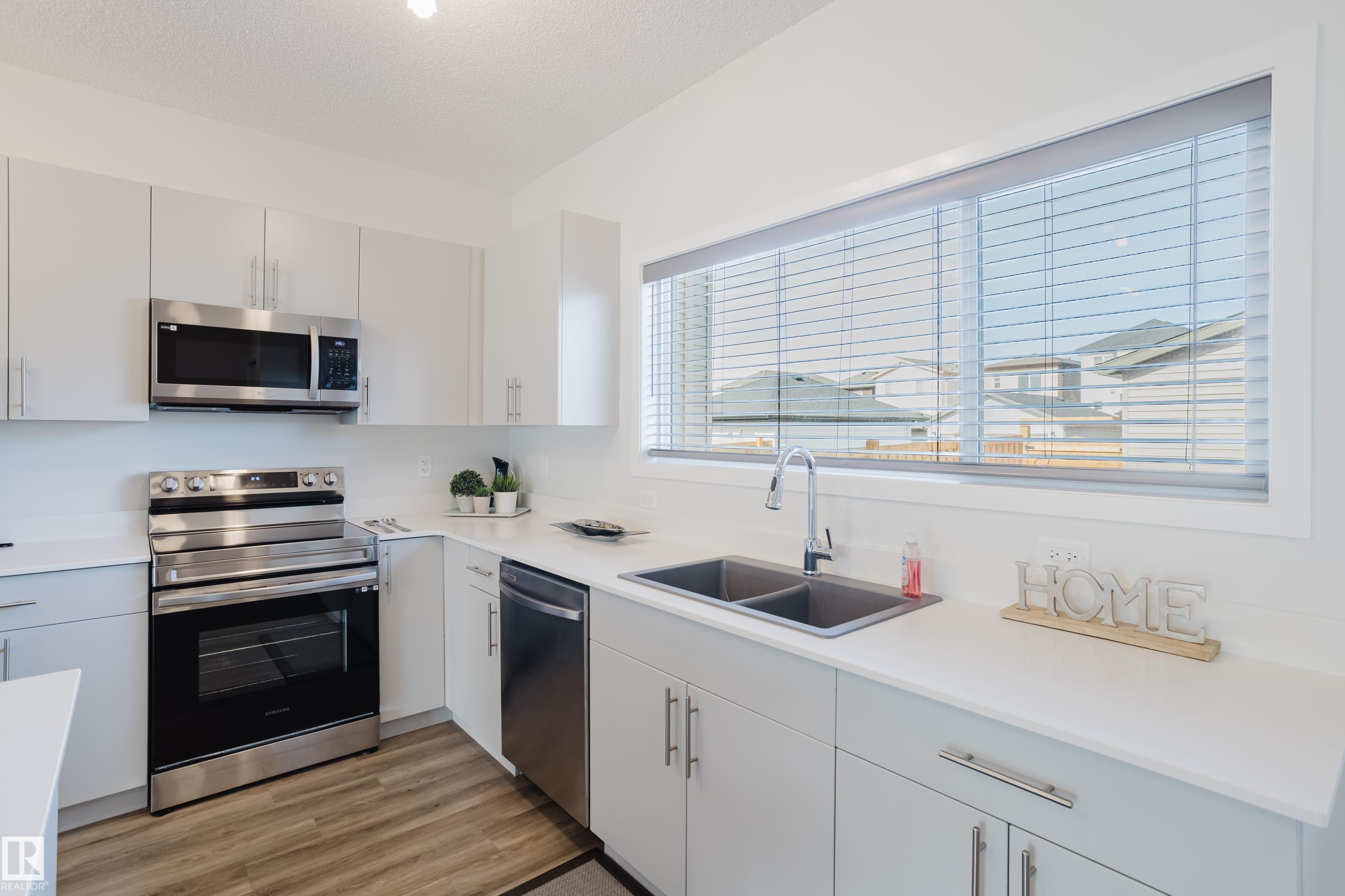 Photo 23 at 5210 Lark Crescent NW, Kinglet Gardens, Edmonton