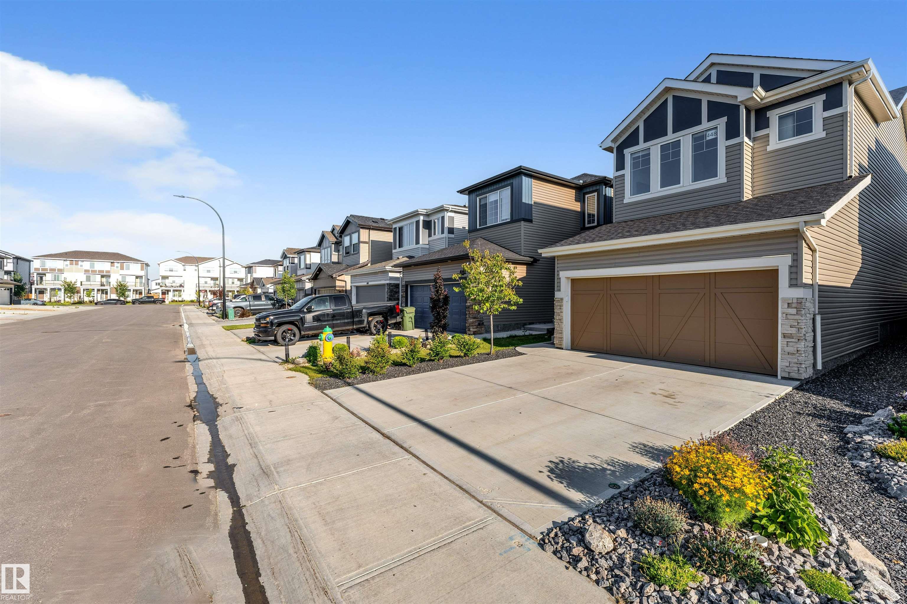 Photo 2 at 448 Roberts Crescent, Robinson, Leduc
