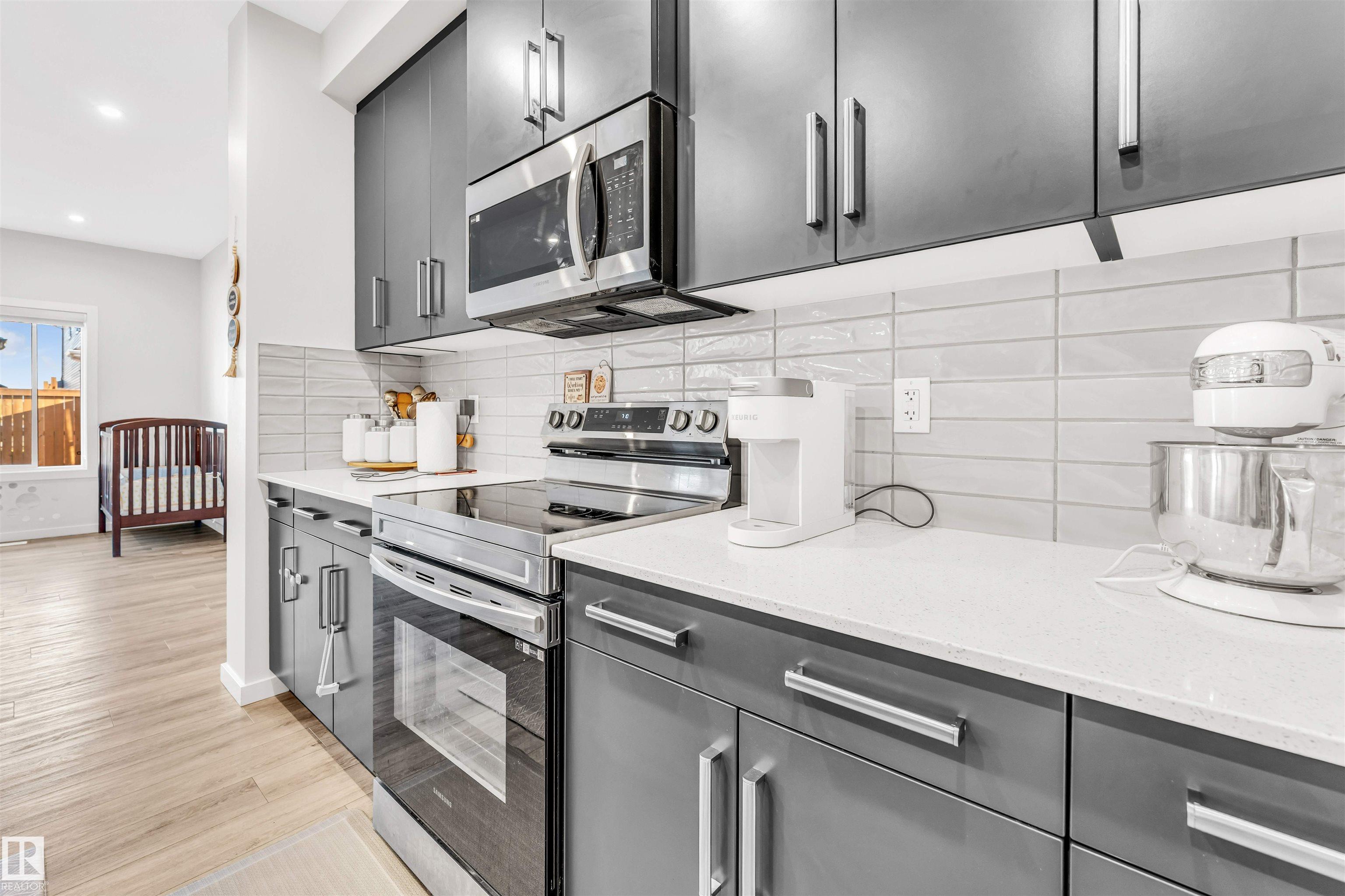 Photo 9 at 448 Roberts Crescent, Robinson, Leduc