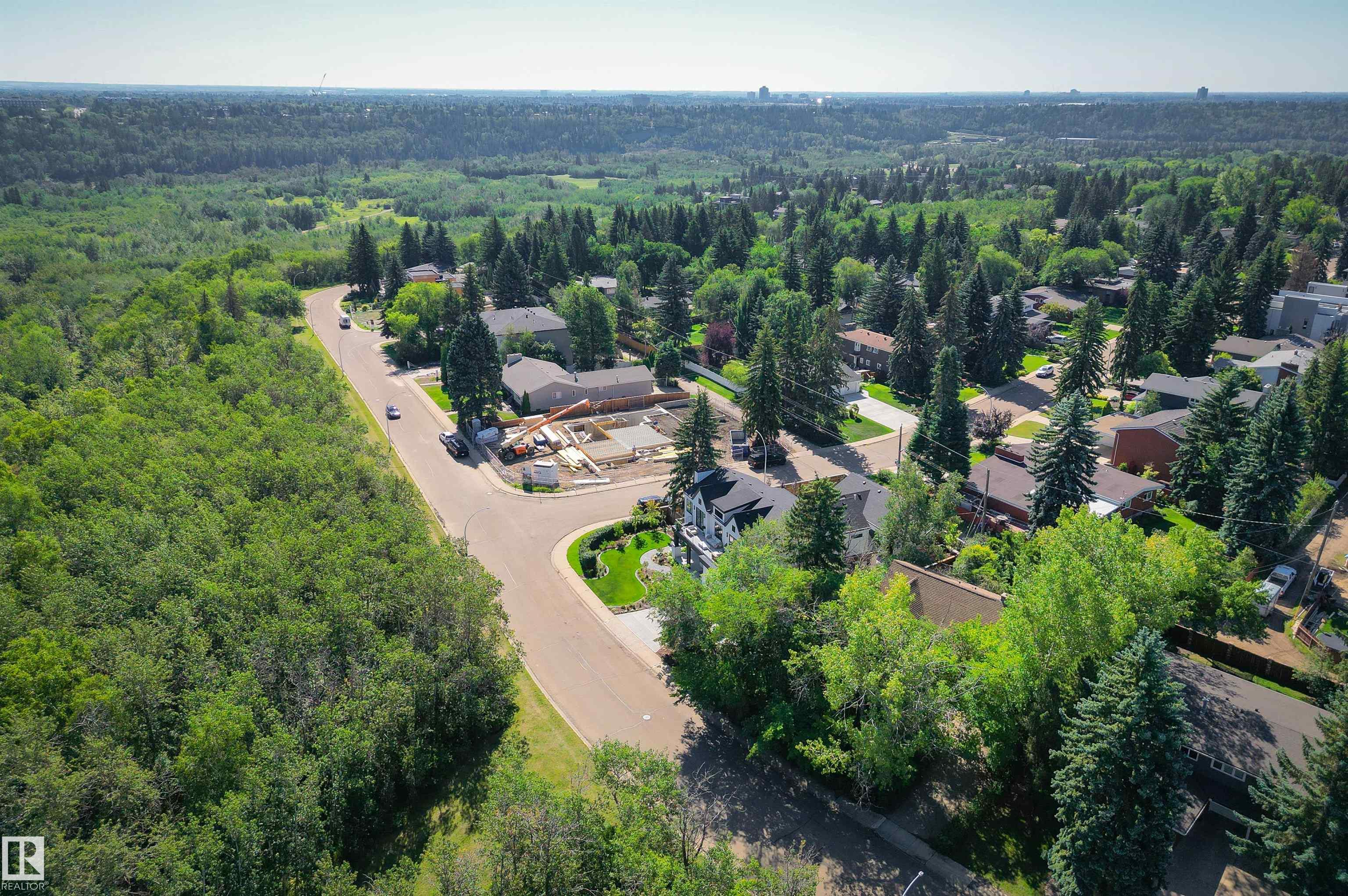 http://cdnparap120.paragonrels.com/ParagonImages/Property/p12/RAE/225363449/3/0/0/4bd649131e46957b676520fe1d11c26b/1/43288e36301eada9498149074276c9ae/225363449-67861316-7563-48ab-821c-acf980db953c.JPG