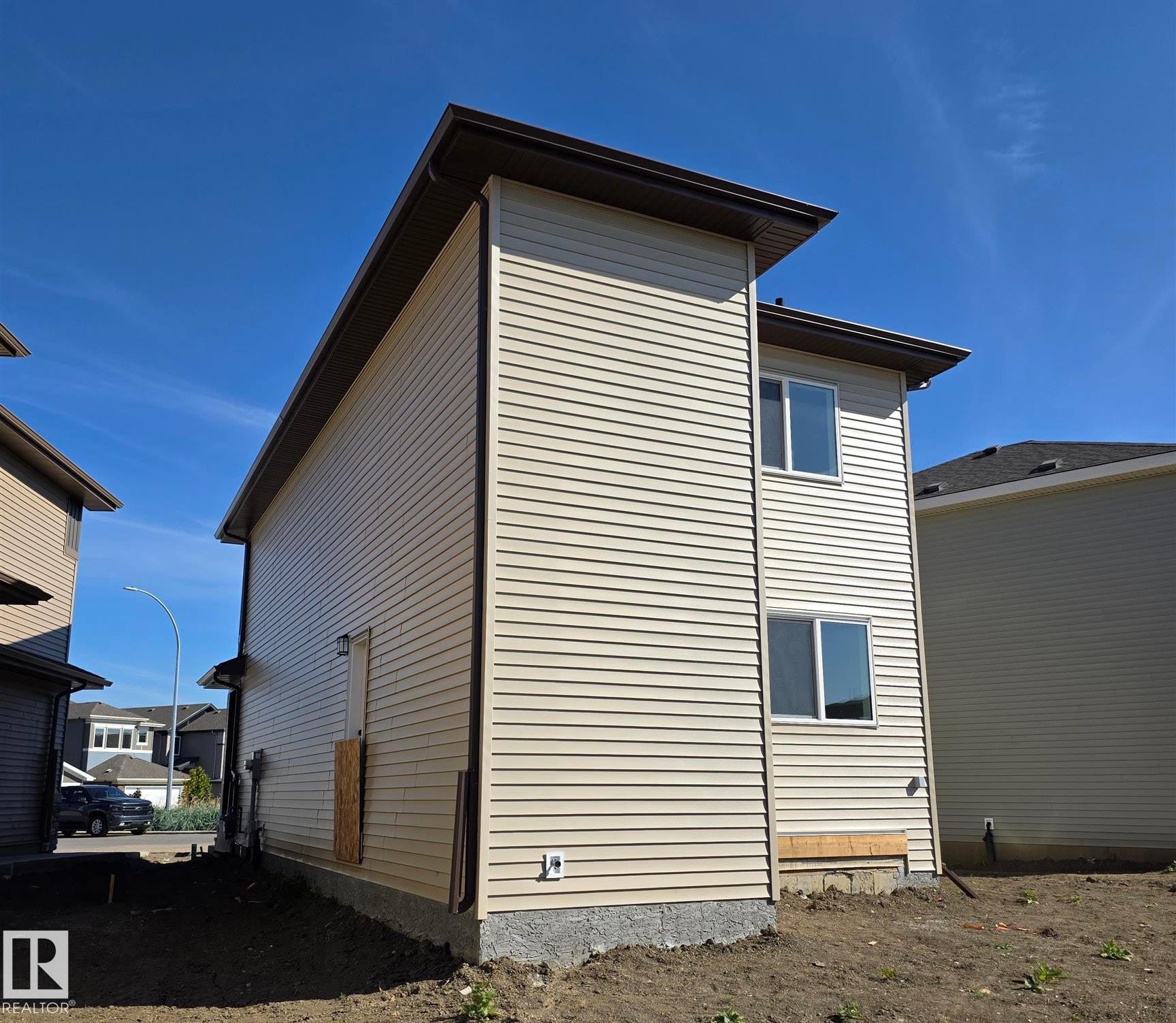 Photo 27 at 11 Sereno Lane, Sienna, Fort Saskatchewan