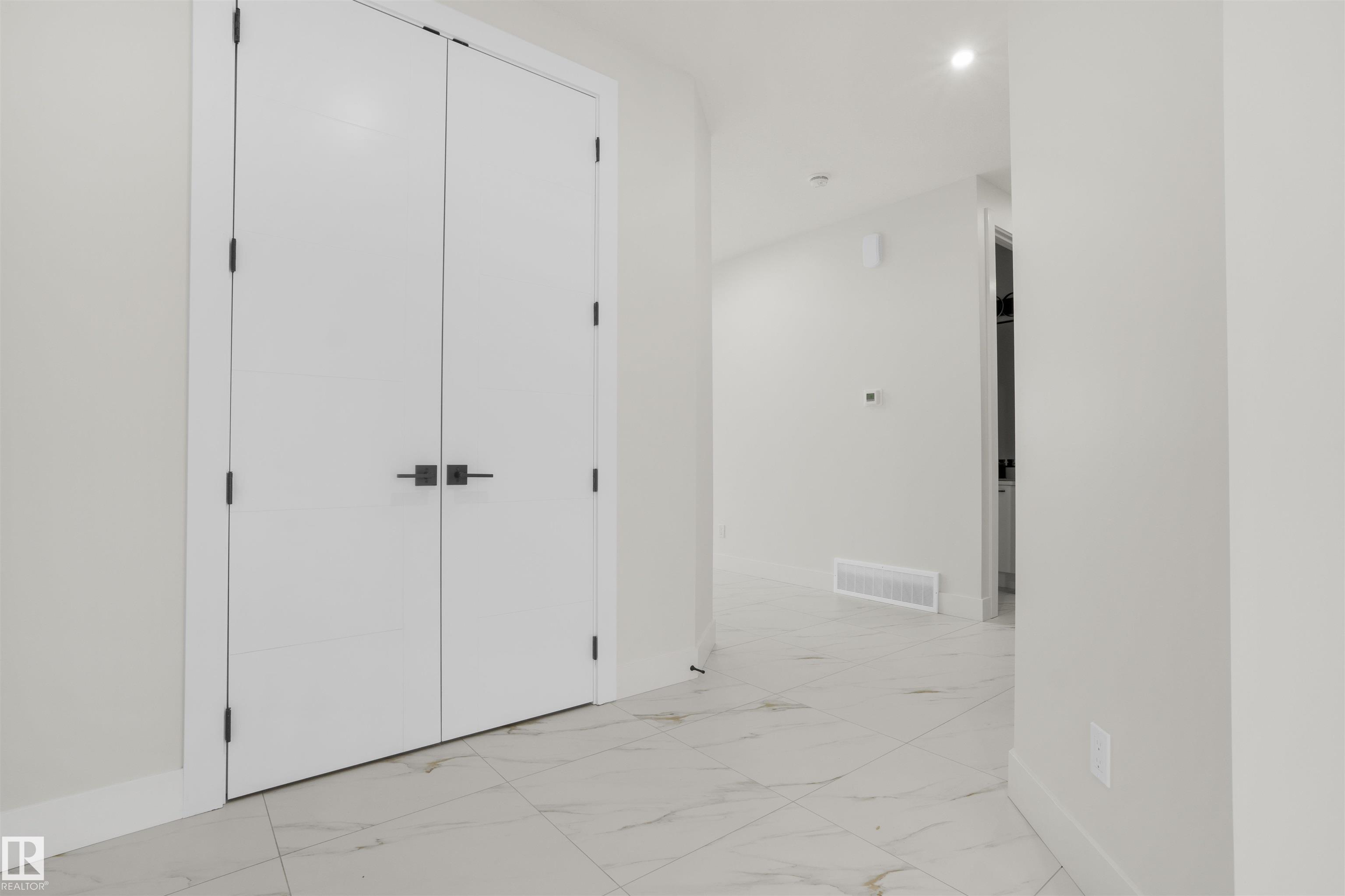 Photo 5 at 4004 40 Street, Azur, Beaumont