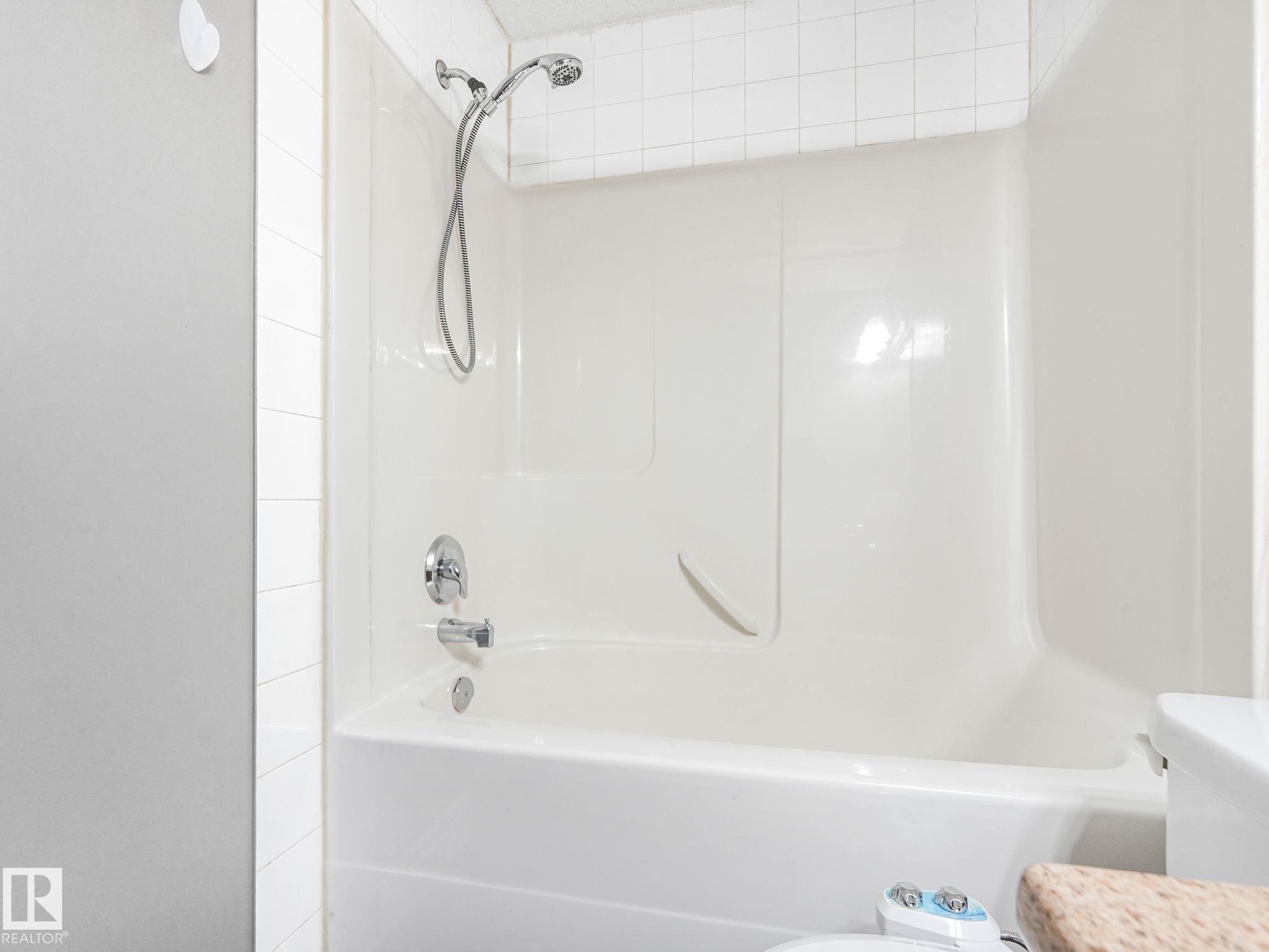 Photo 25 at 238 Avena Circle, Deer Valley, Leduc