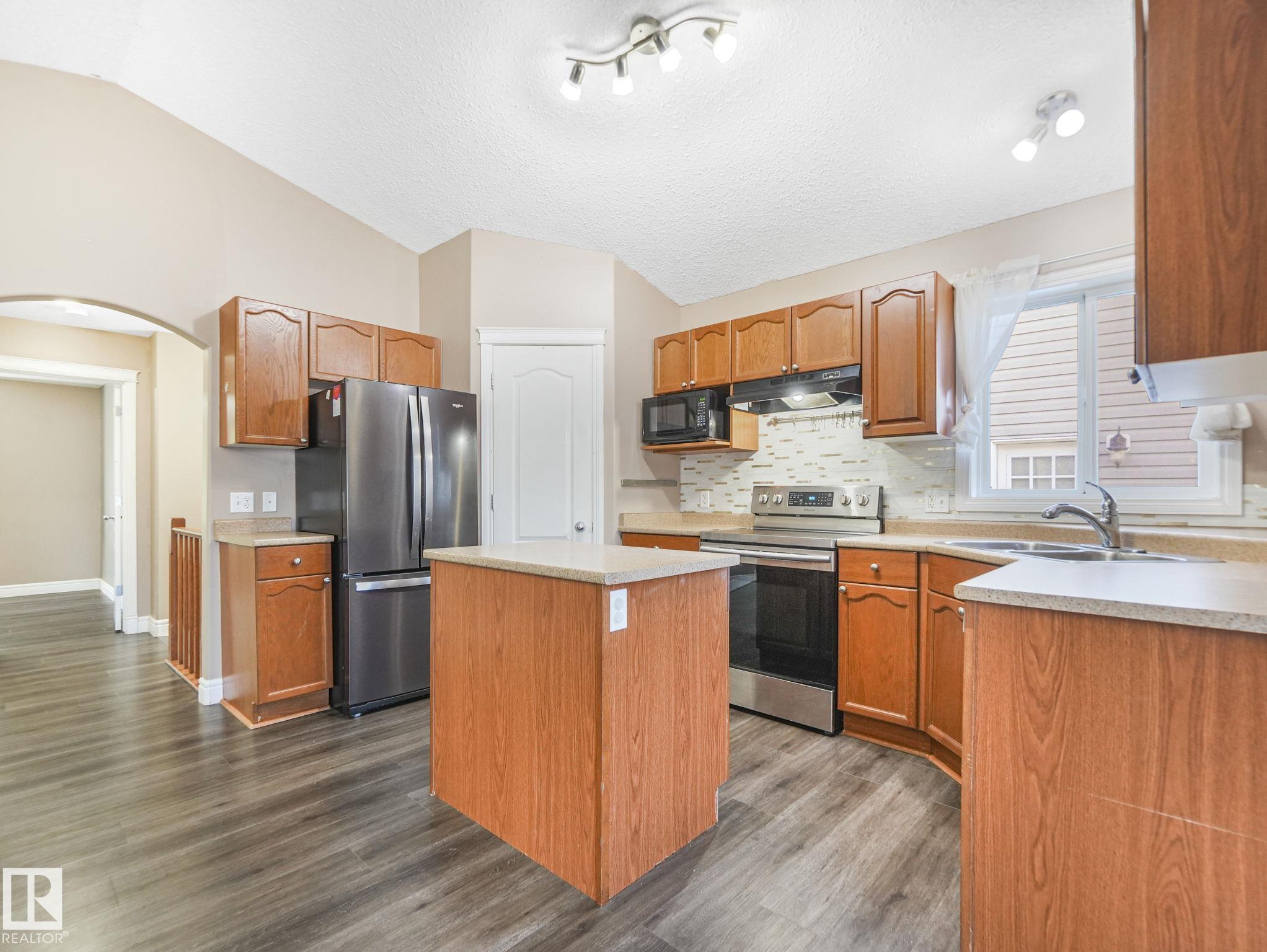Photo 31 at 238 Avena Circle, Deer Valley, Leduc