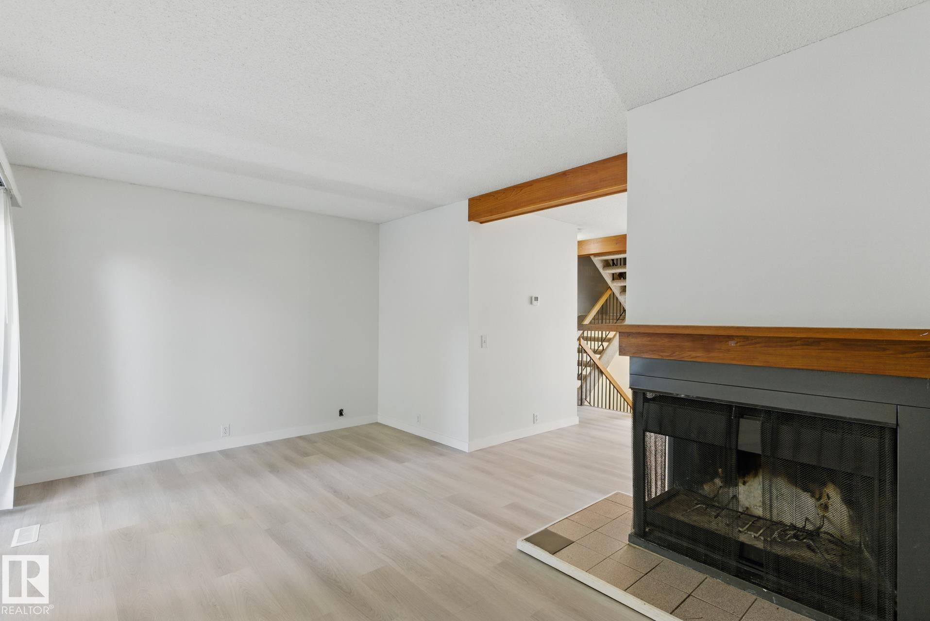 Photo 11 at 9 Grandin Woods Estates, Grandin, St. Albert