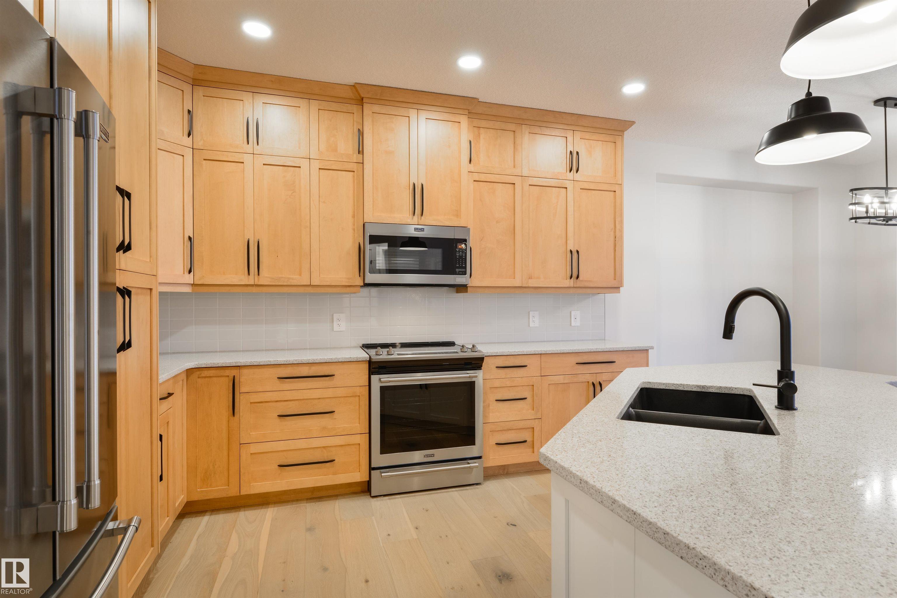 Photo 11 at 13 - 1005 Calahoo Road, Aspen Glen, Spruce Grove