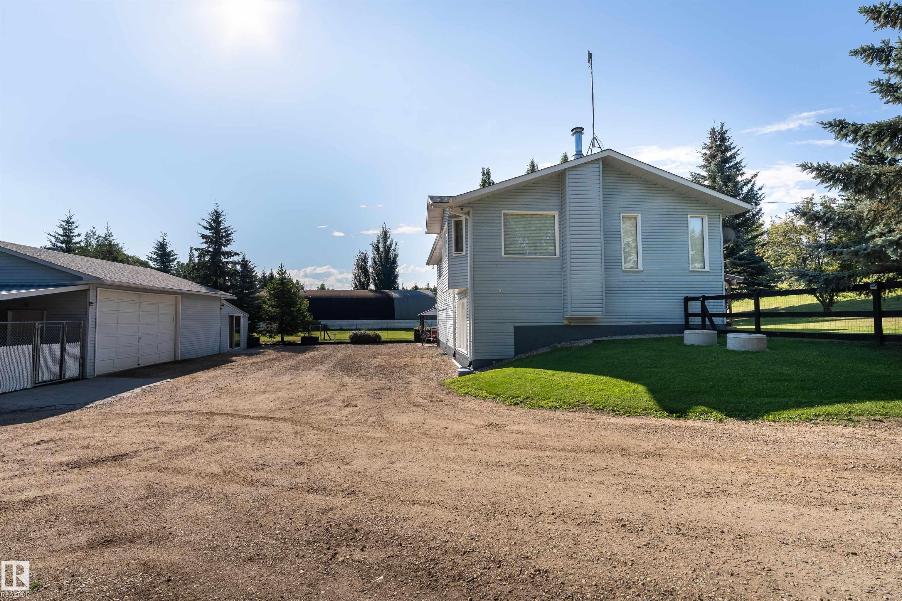 Photo 32 at 4 - 2228 Parkland Drive, Lake Country Prop., Rural Parkland County