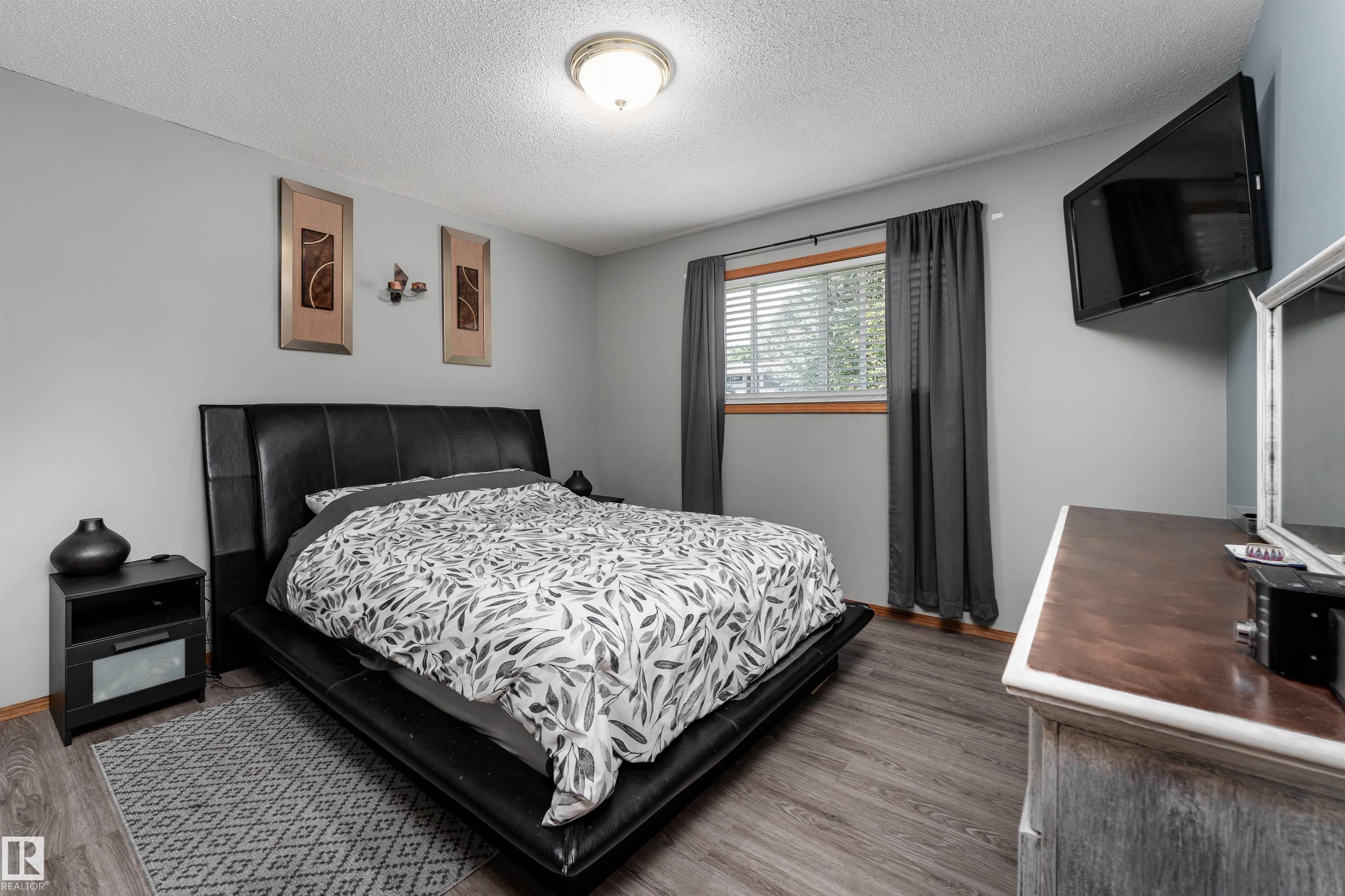Photo 10 at 4 - 2228 Parkland Drive, Lake Country Prop., Rural Parkland County