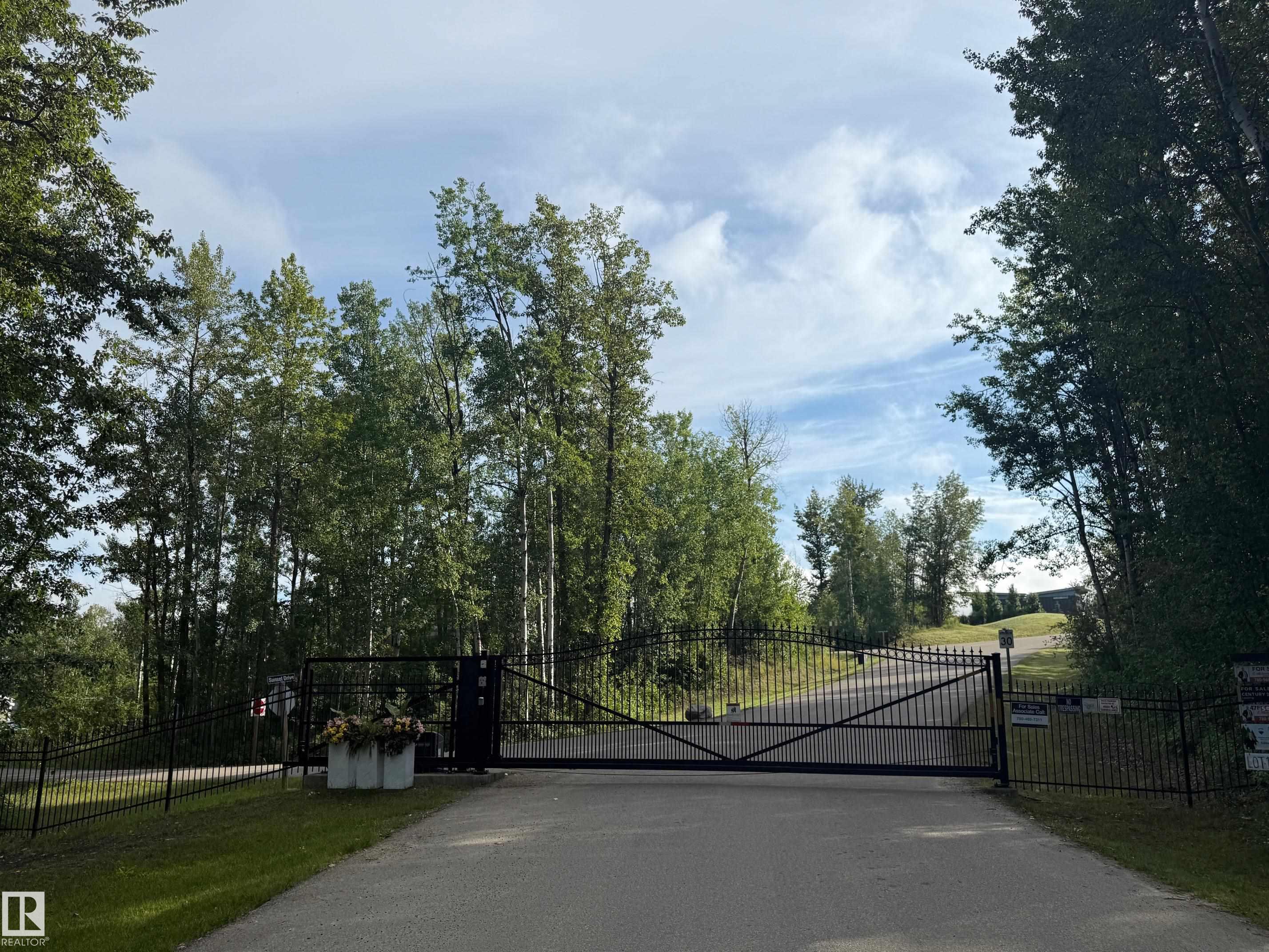 Photo 37 at 53509 Rge Rd 60, Sunset Shores, Rural Parkland County
