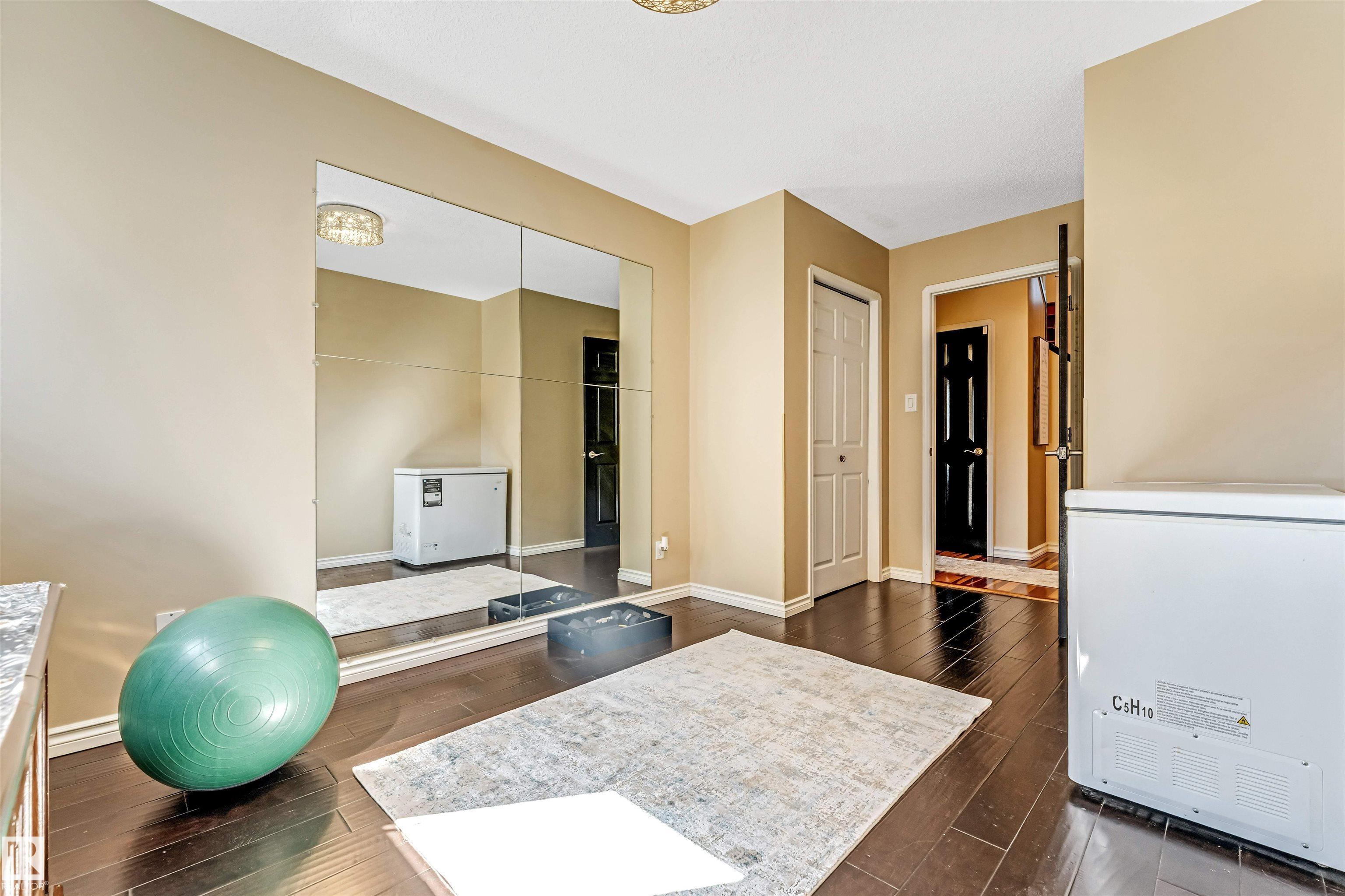Photo 19 at 4318 46 Street NW, Jackson Heights, Edmonton