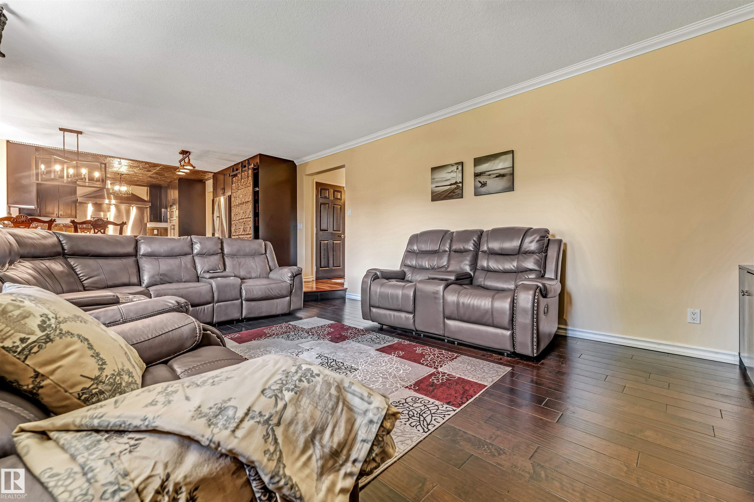 Photo 27 at 4318 46 Street NW, Jackson Heights, Edmonton