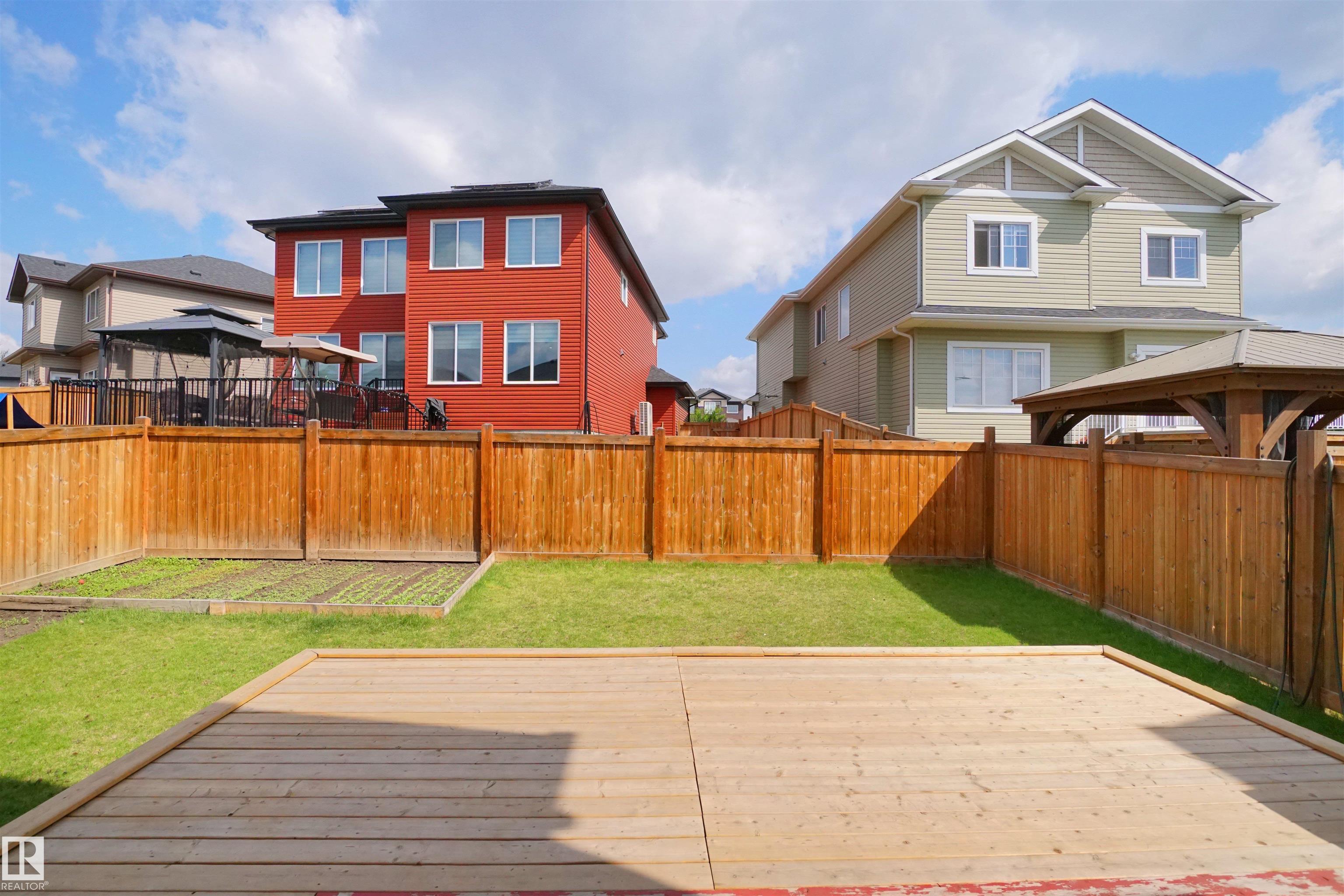 Photo 14 at 3804 48 Avenue, Forest Heights, Beaumont