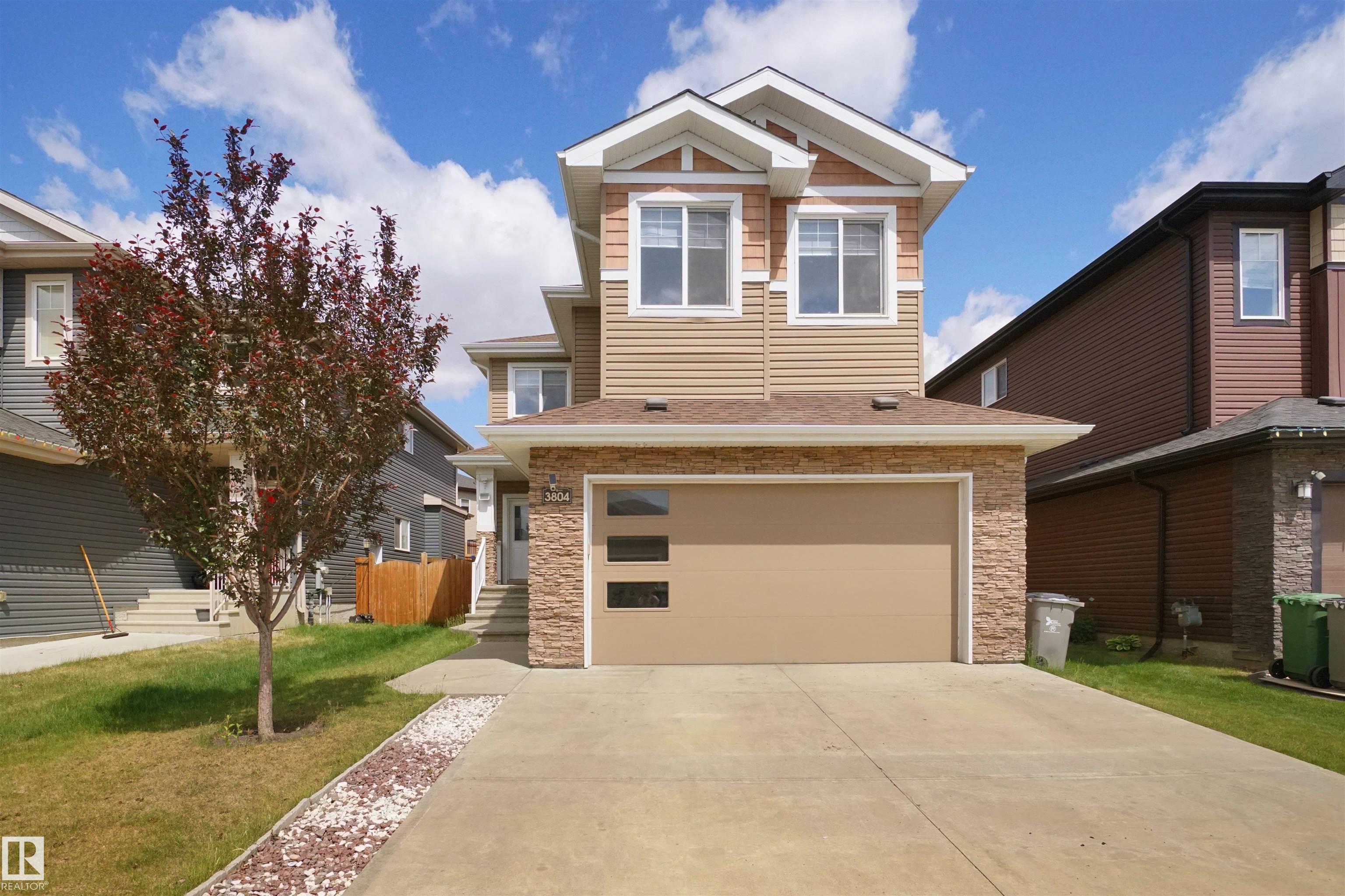 Photo 3 at 3804 48 Avenue, Forest Heights, Beaumont