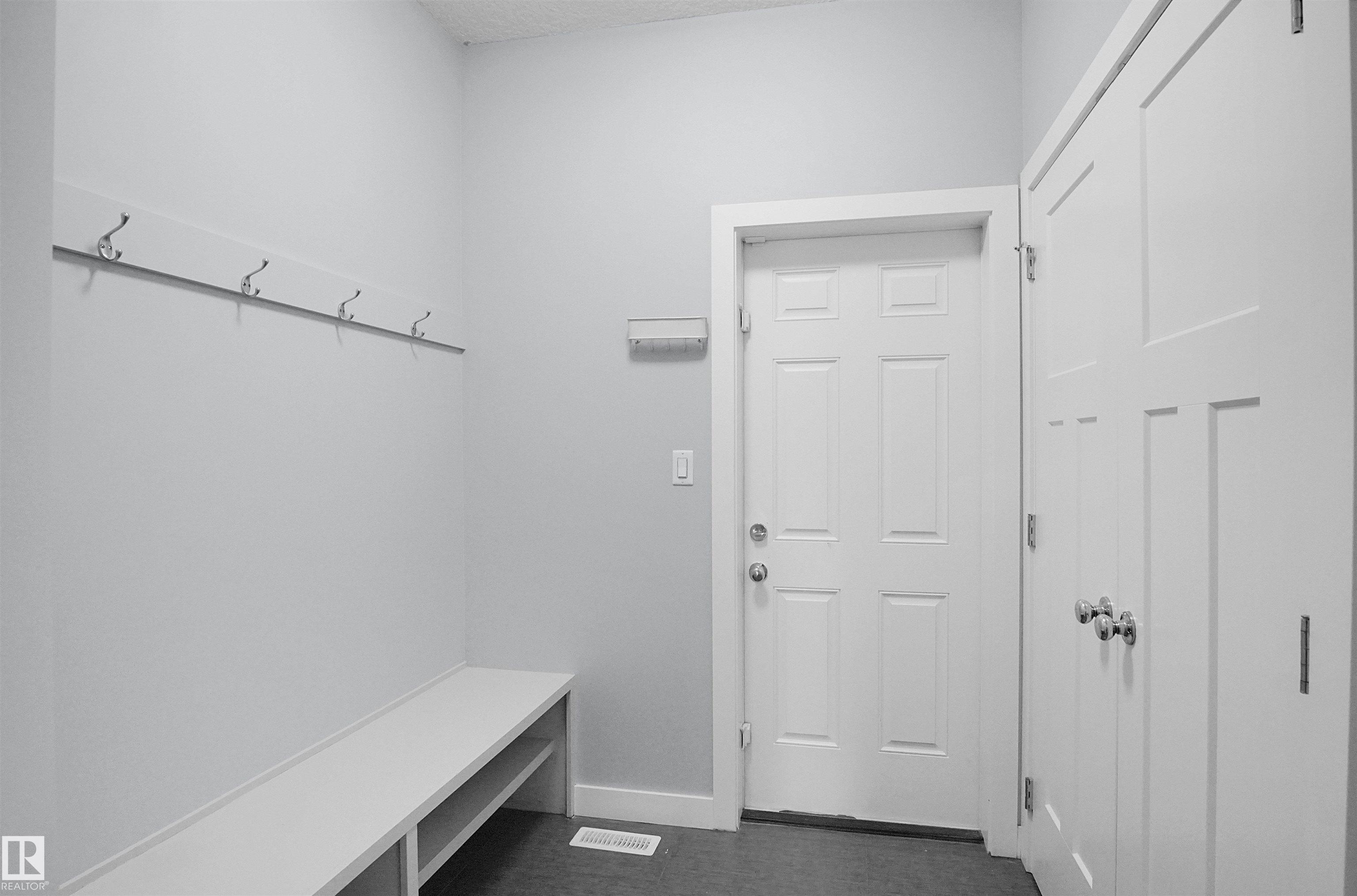 Photo 23 at 3804 48 Avenue, Forest Heights, Beaumont
