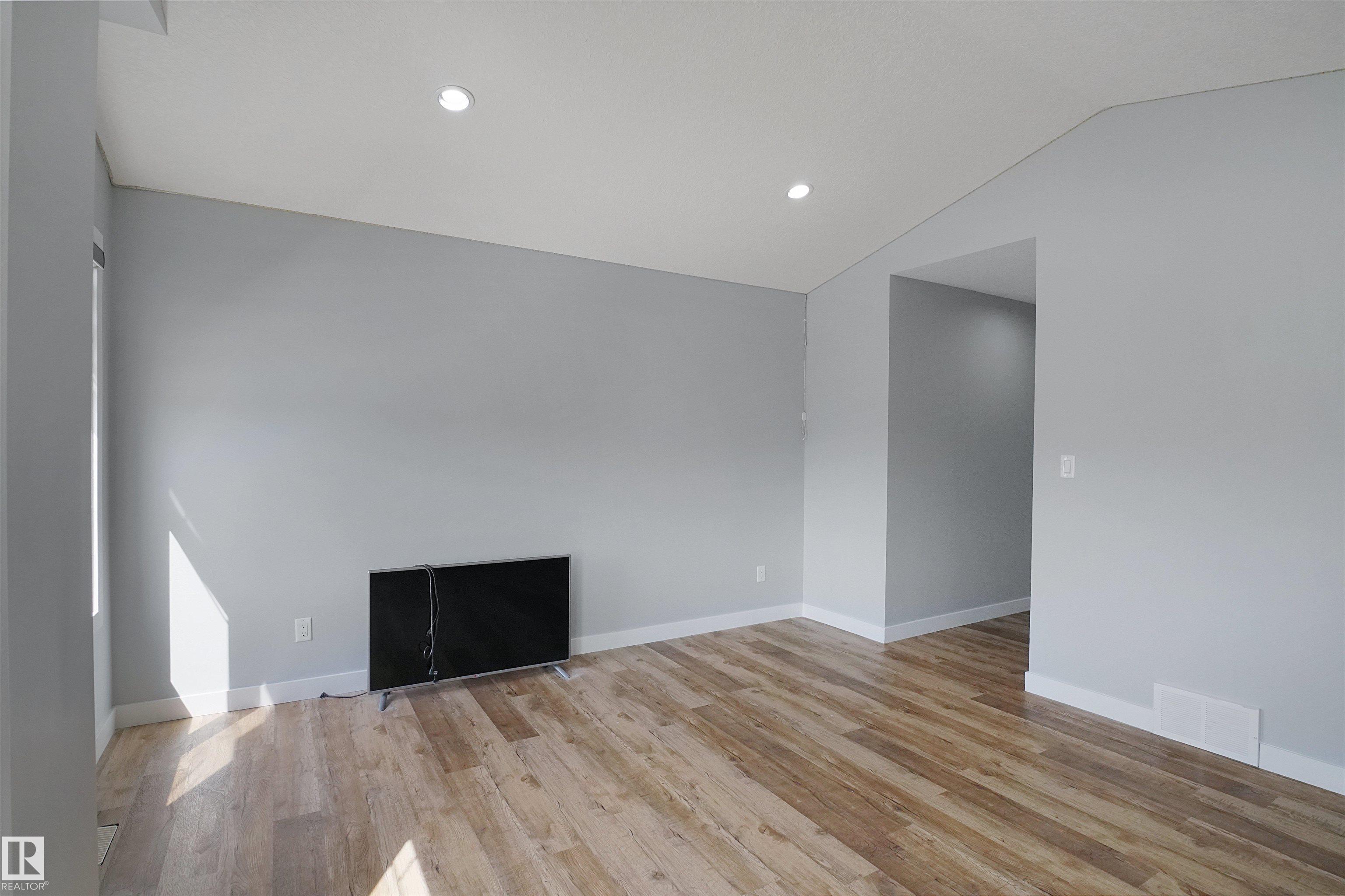 Photo 56 at 3804 48 Avenue, Forest Heights, Beaumont