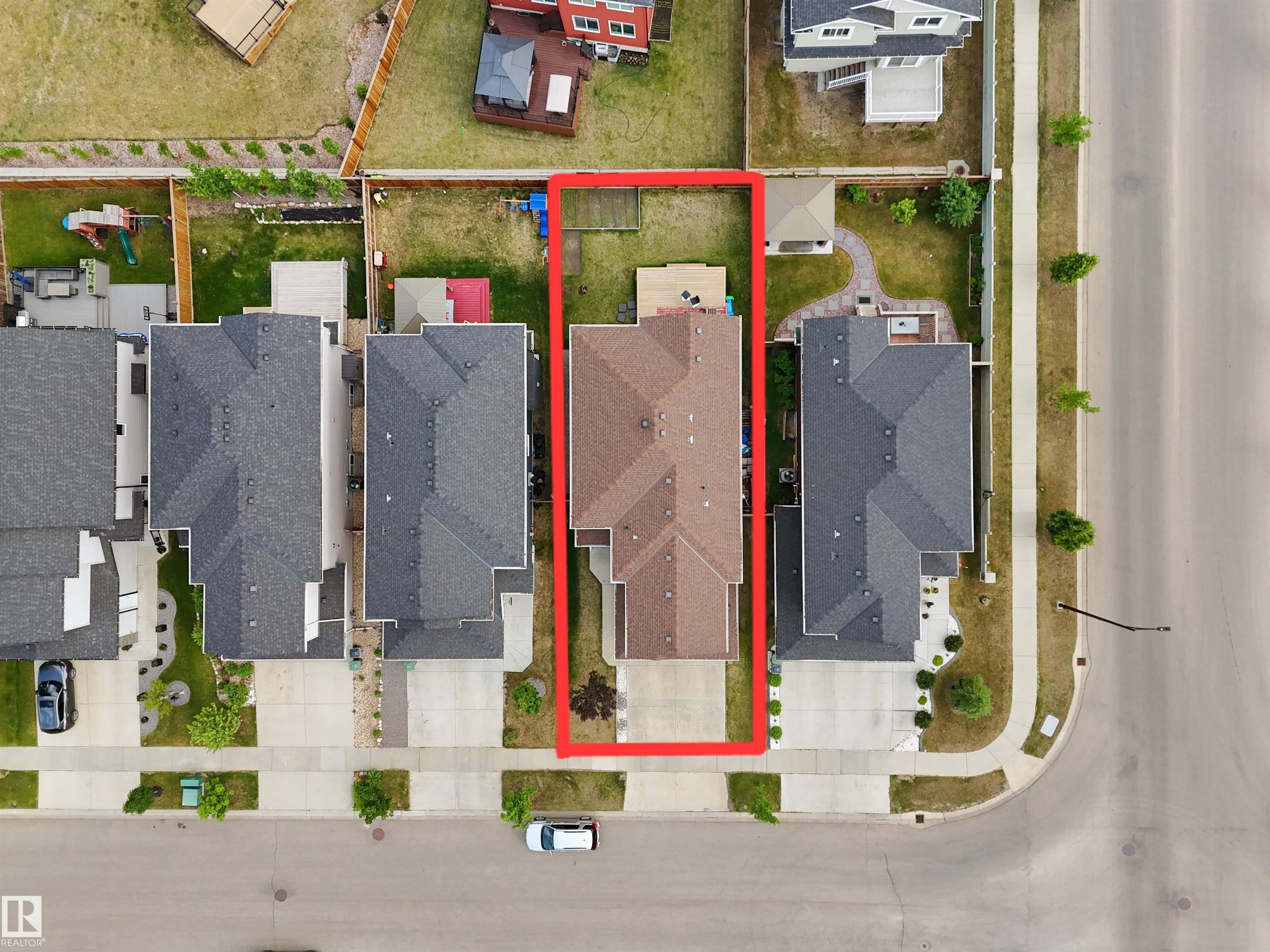 Photo 8 at 3804 48 Avenue, Forest Heights, Beaumont