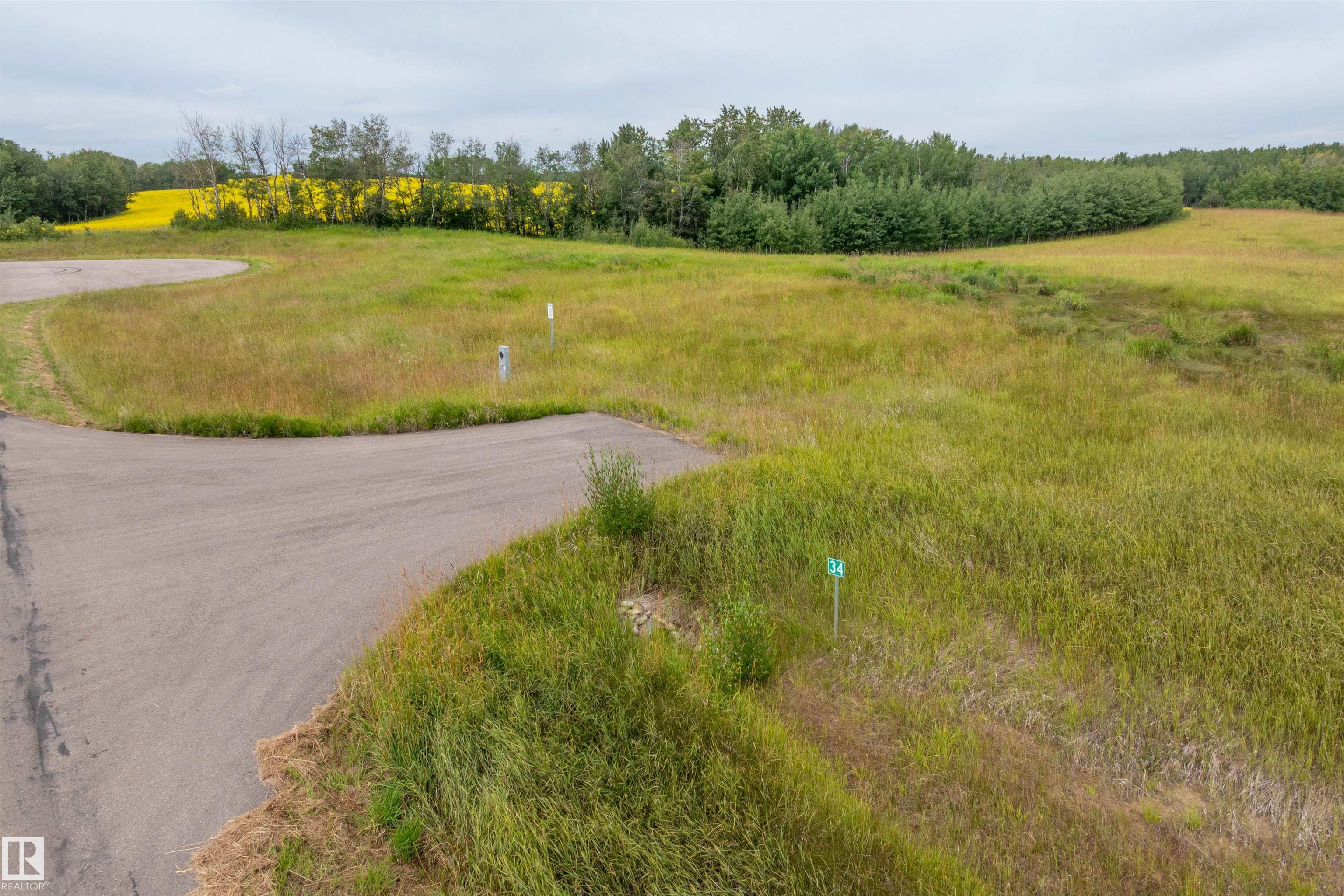 Photo 2 at 34 - 53214 Rge Road 13, Leeward Estates, Rural Parkland County