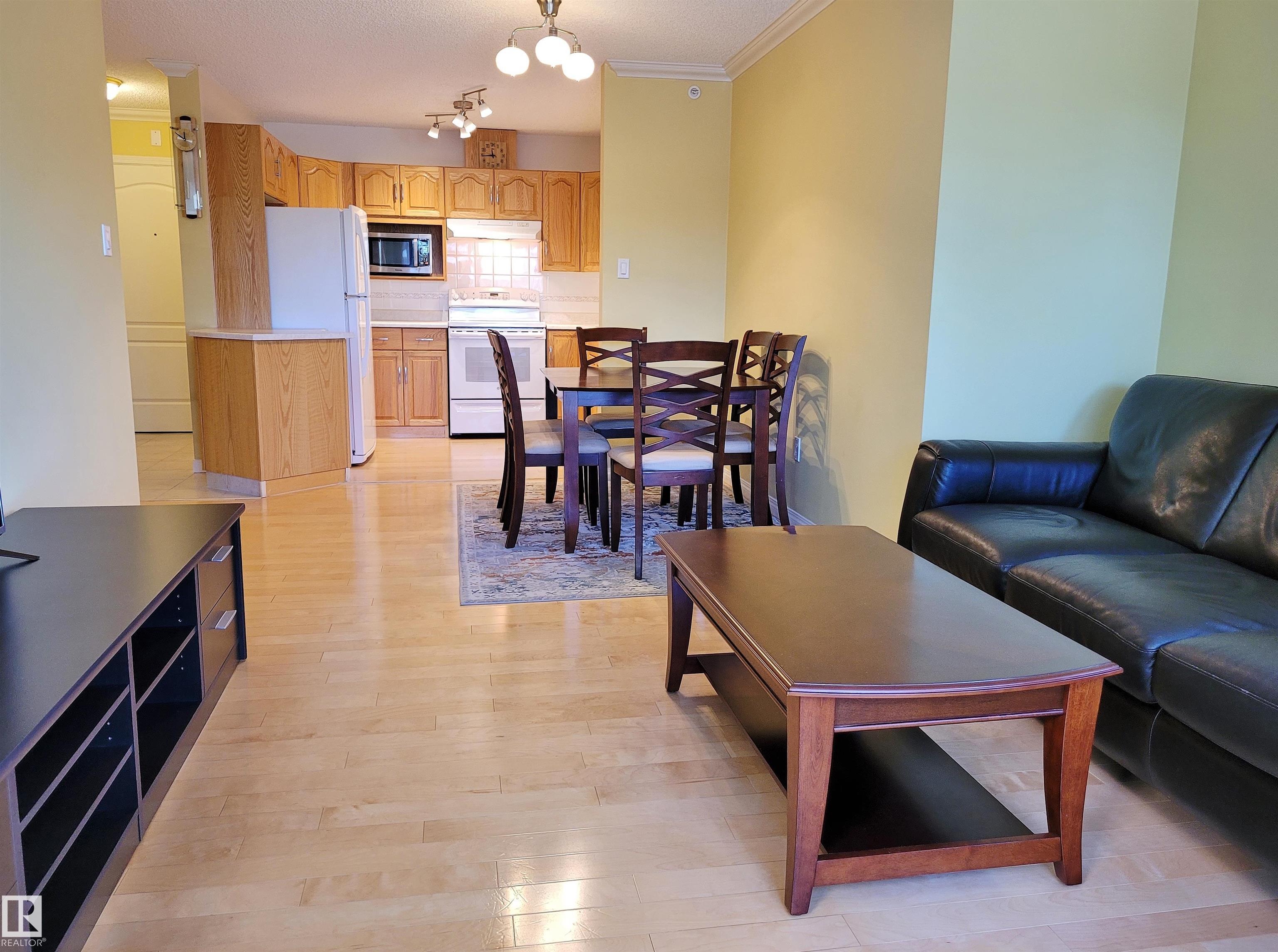 Photo 5 at 404 - 13450 114 Avenue NW, Woodcroft, Edmonton