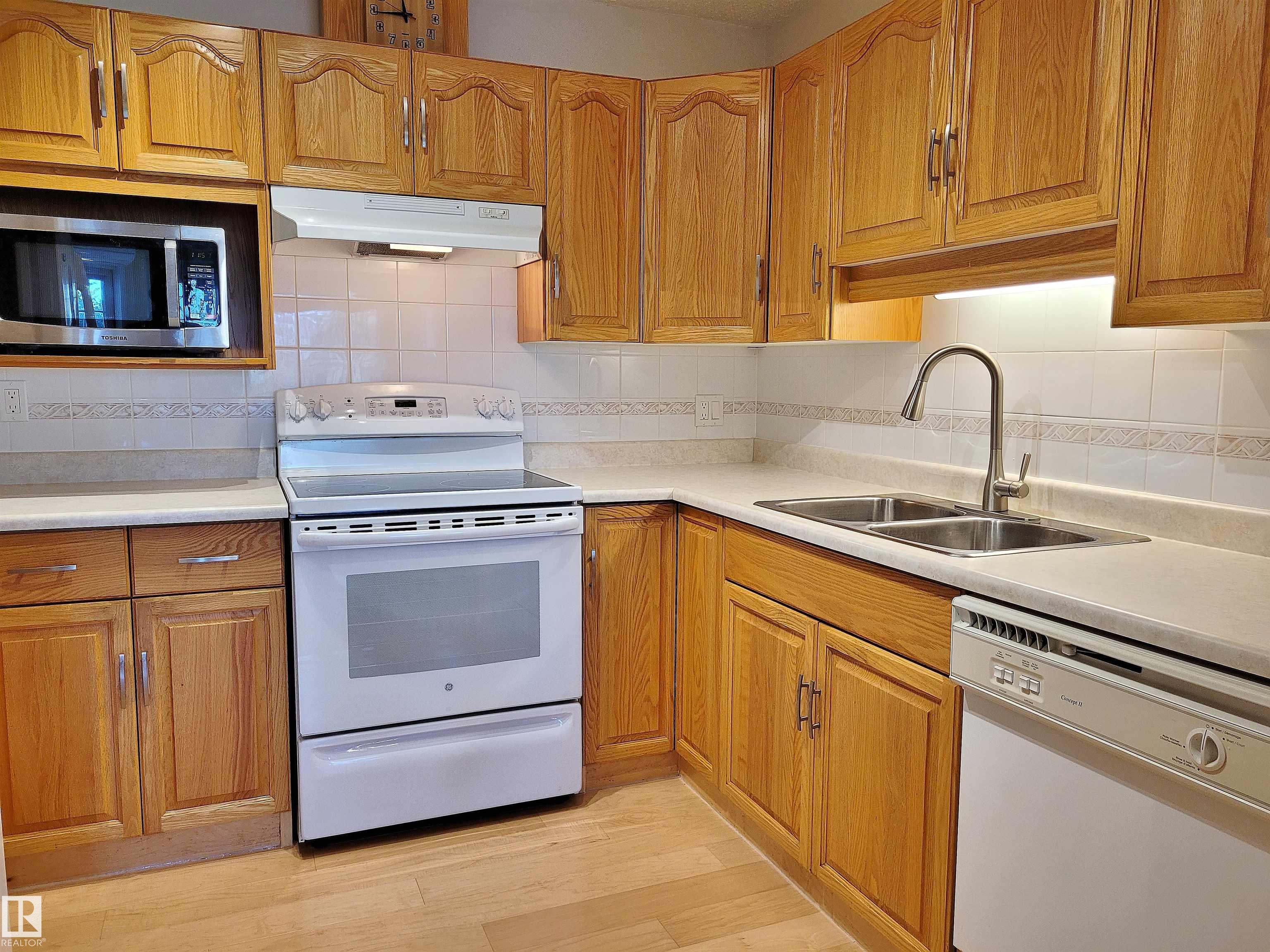 Photo 9 at 404 - 13450 114 Avenue NW, Woodcroft, Edmonton