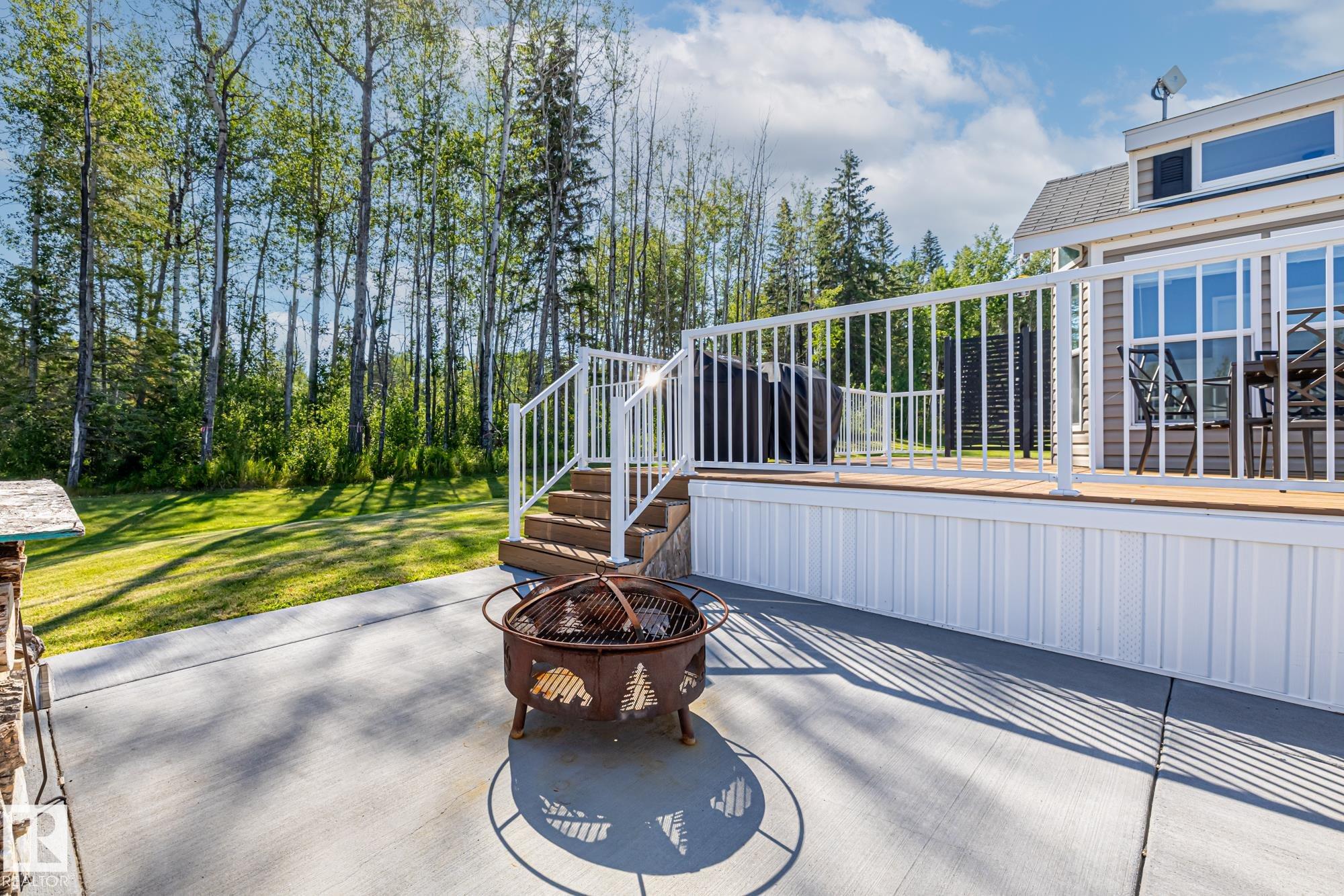 Photo 14 at 565 53126 Rge Road 70, Trestle Creek Golf Resort, Rural Parkland County