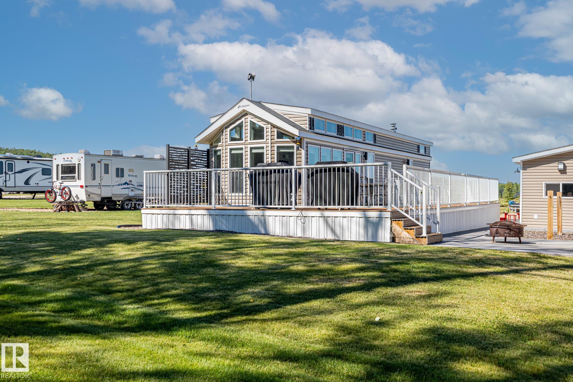 Photo 16 at 565 53126 Rge Road 70, Trestle Creek Golf Resort, Rural Parkland County
