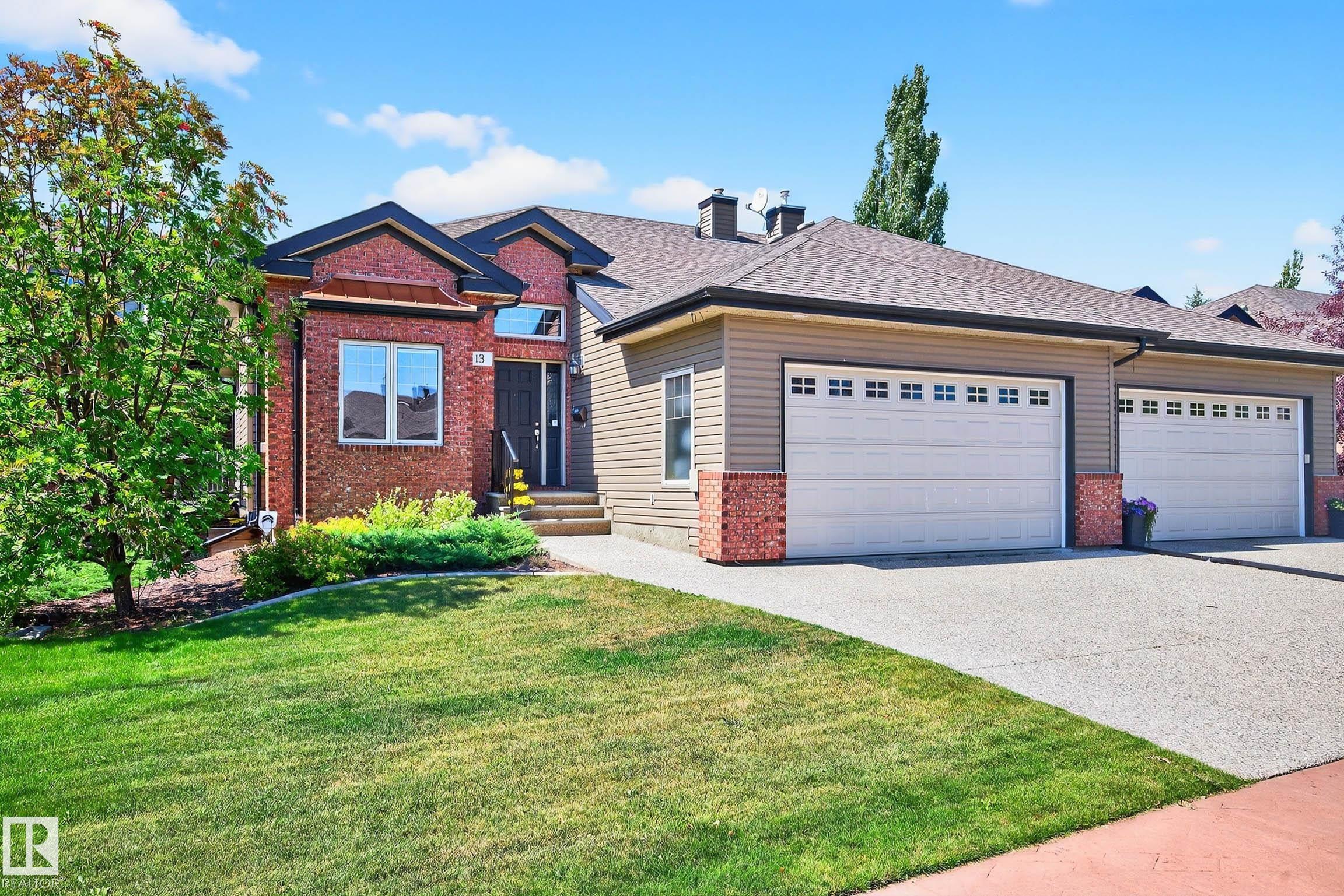 Photo 2 at 13 Oakcrest Terrace, Oakmont, St. Albert