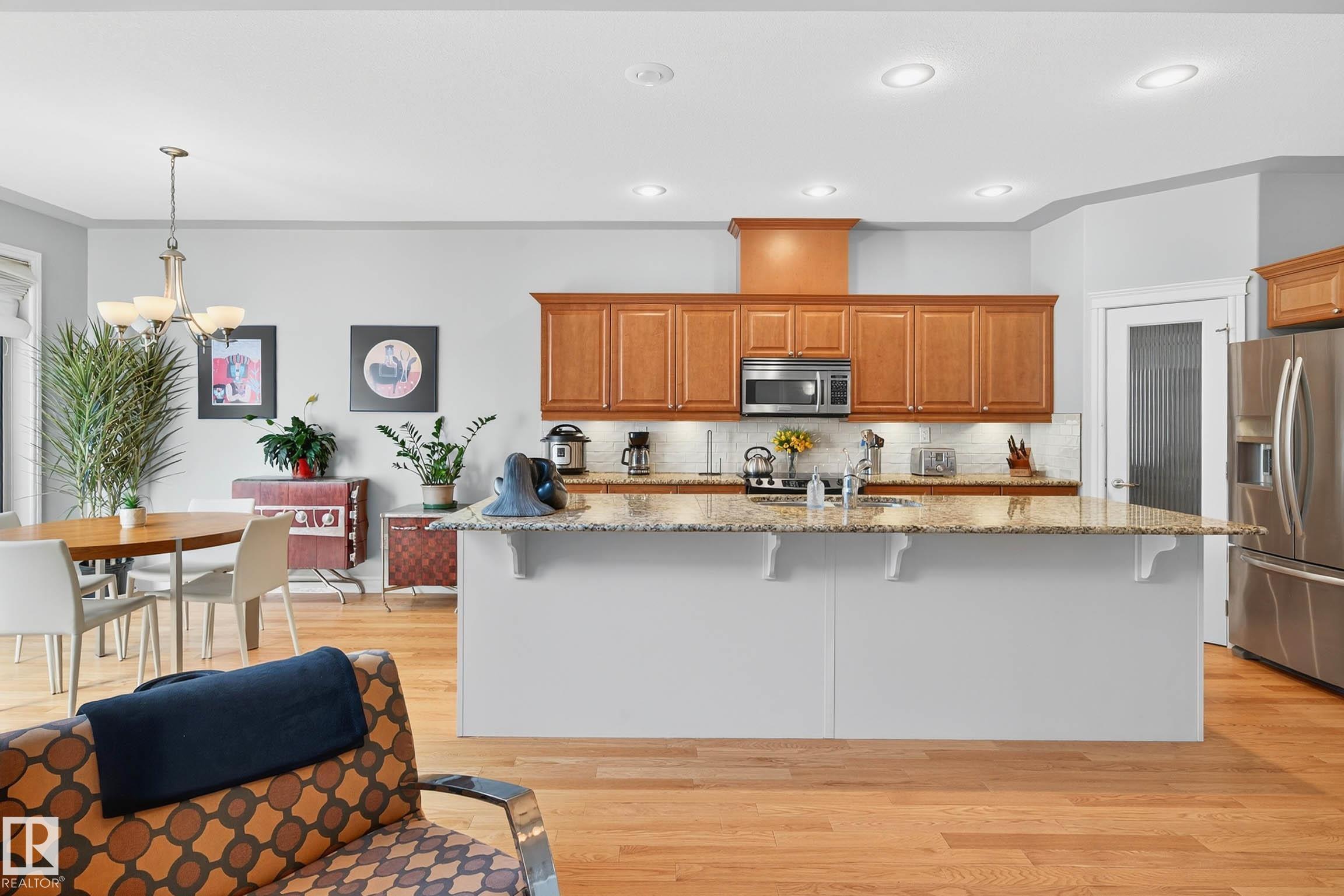 Photo 12 at 13 Oakcrest Terrace, Oakmont, St. Albert