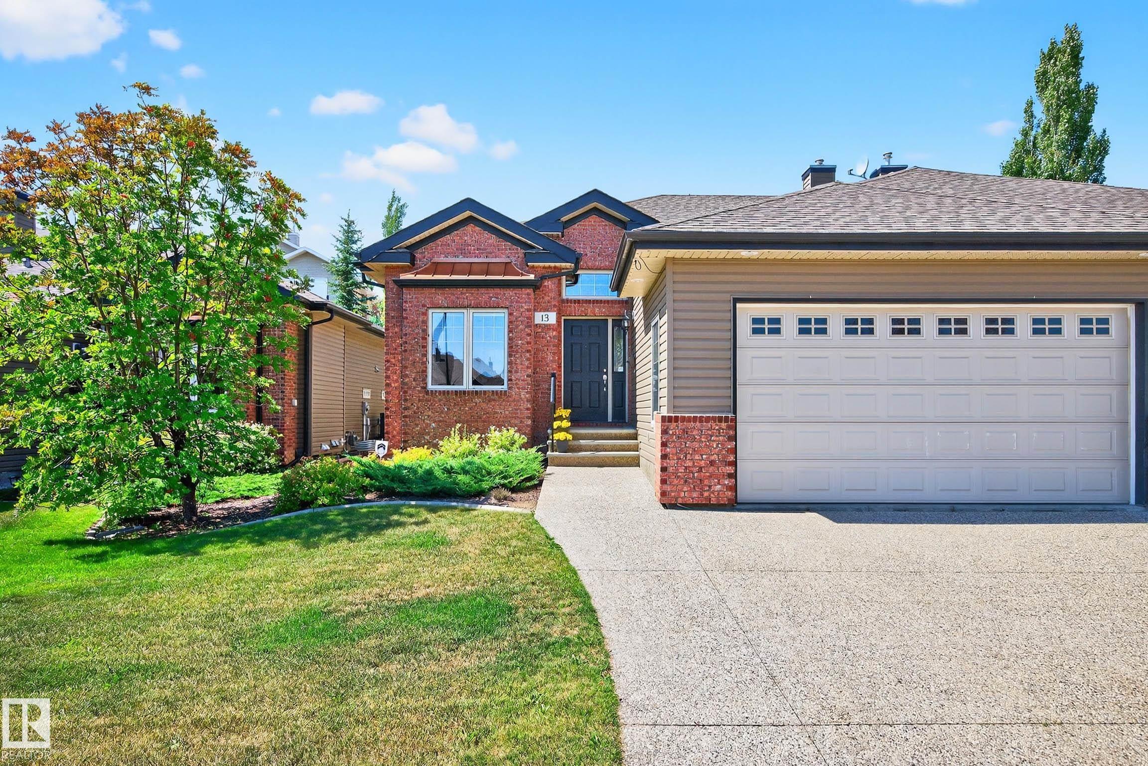 Photo 3 at 13 Oakcrest Terrace, Oakmont, St. Albert