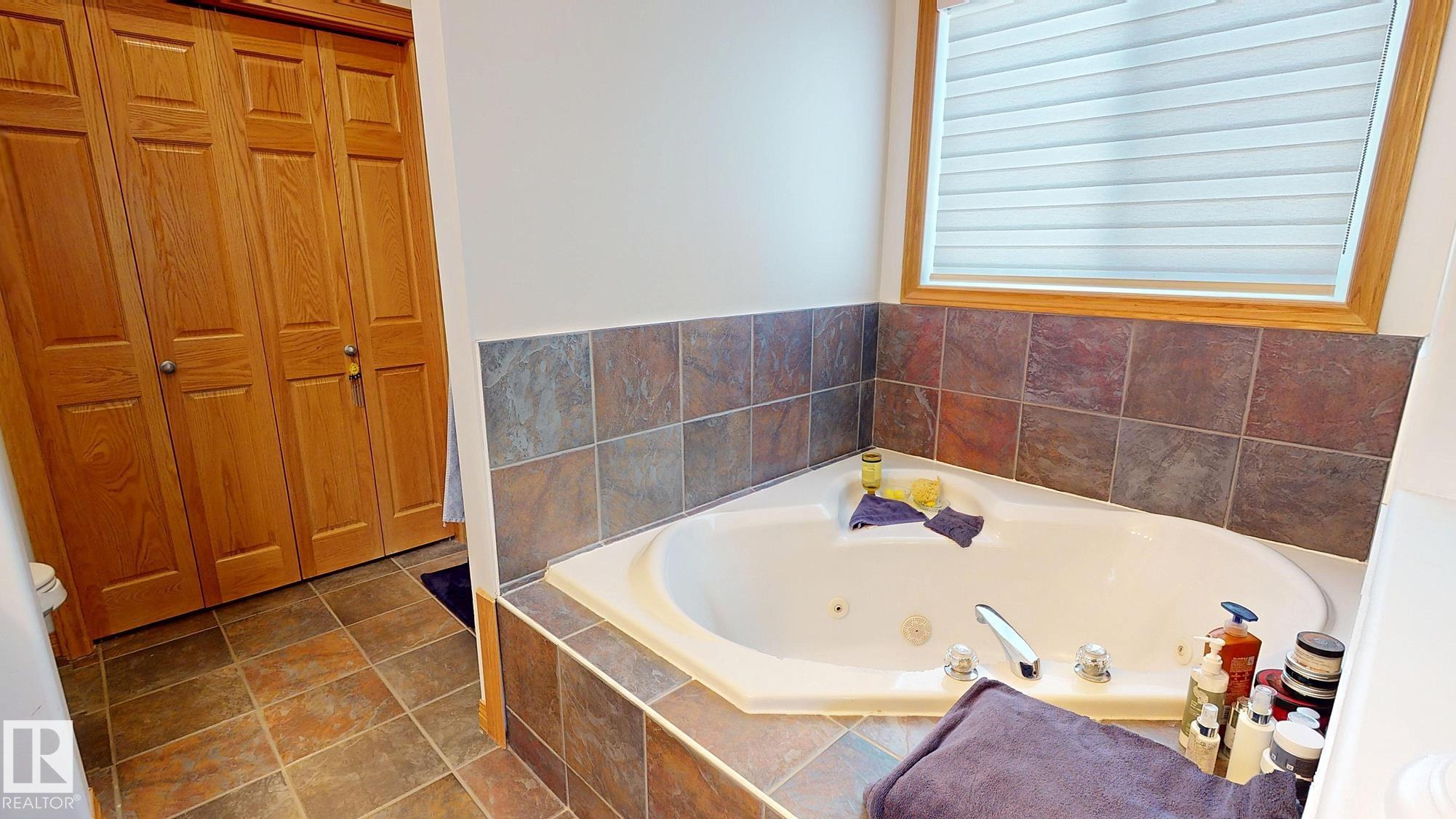 Photo 25 at 7 Kingsbury Crescent, Kingswood, St. Albert