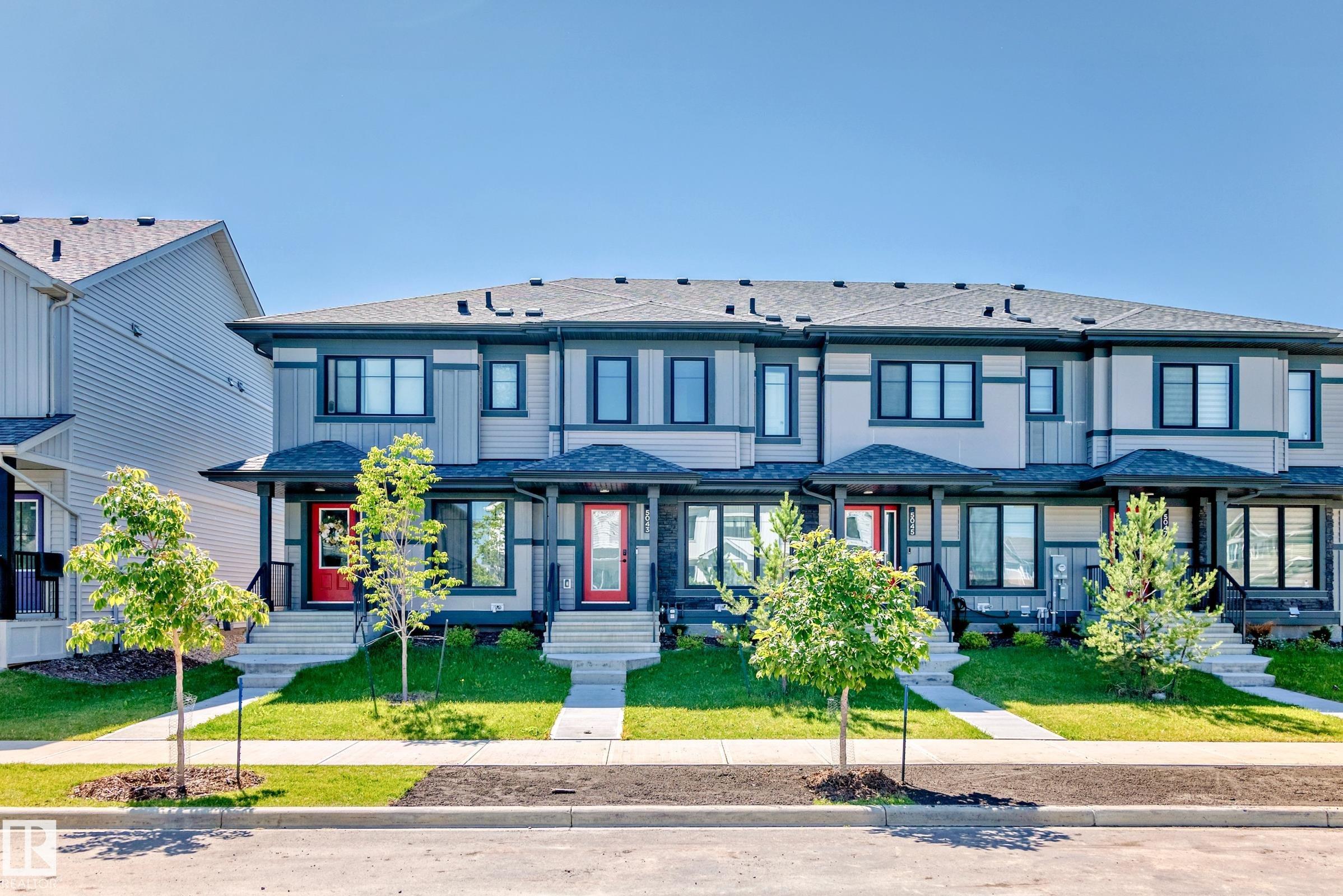 Photo 2 at 5043 Kinney Link SW, Keswick, Edmonton