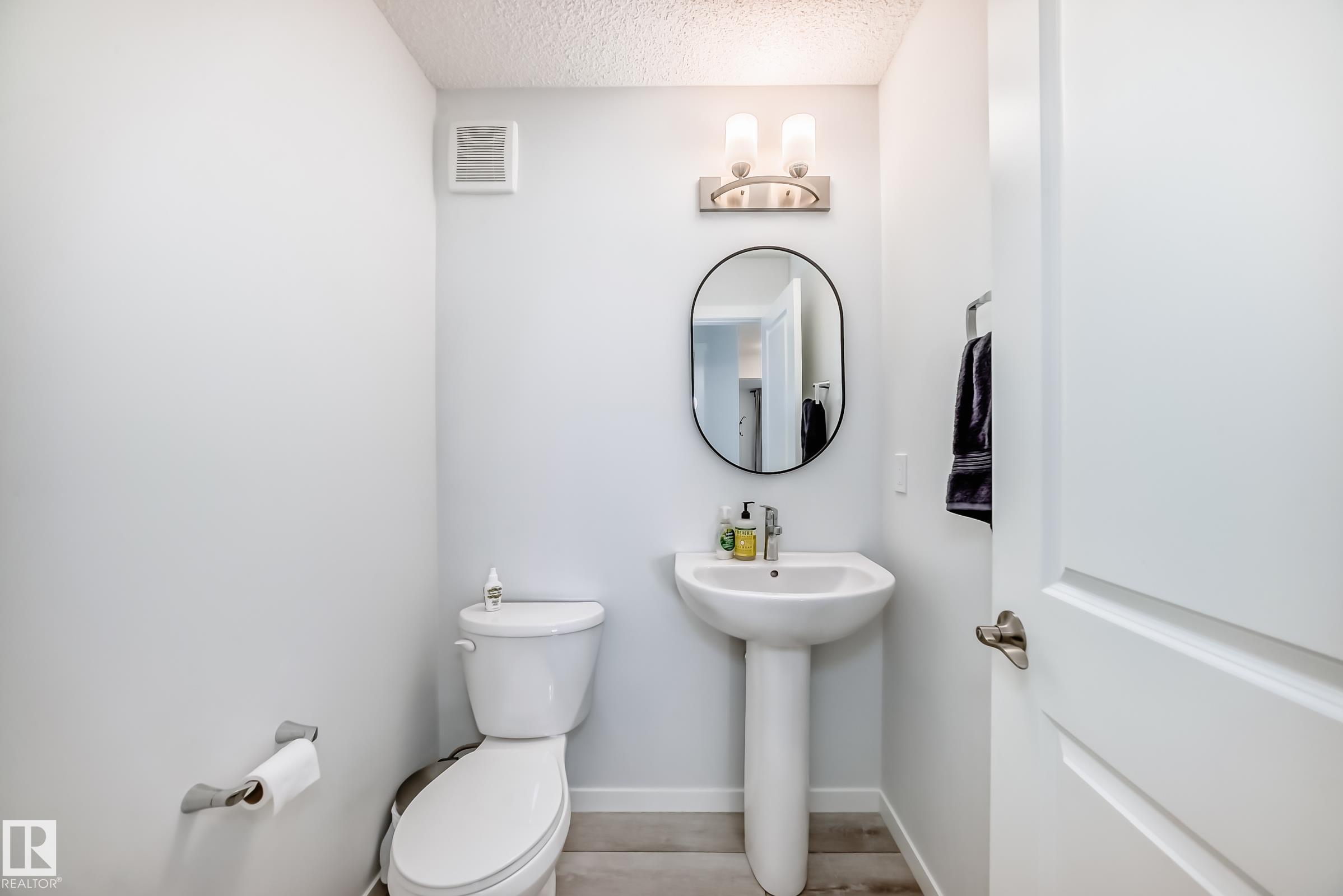 Photo 19 at 5043 Kinney Link SW, Keswick, Edmonton