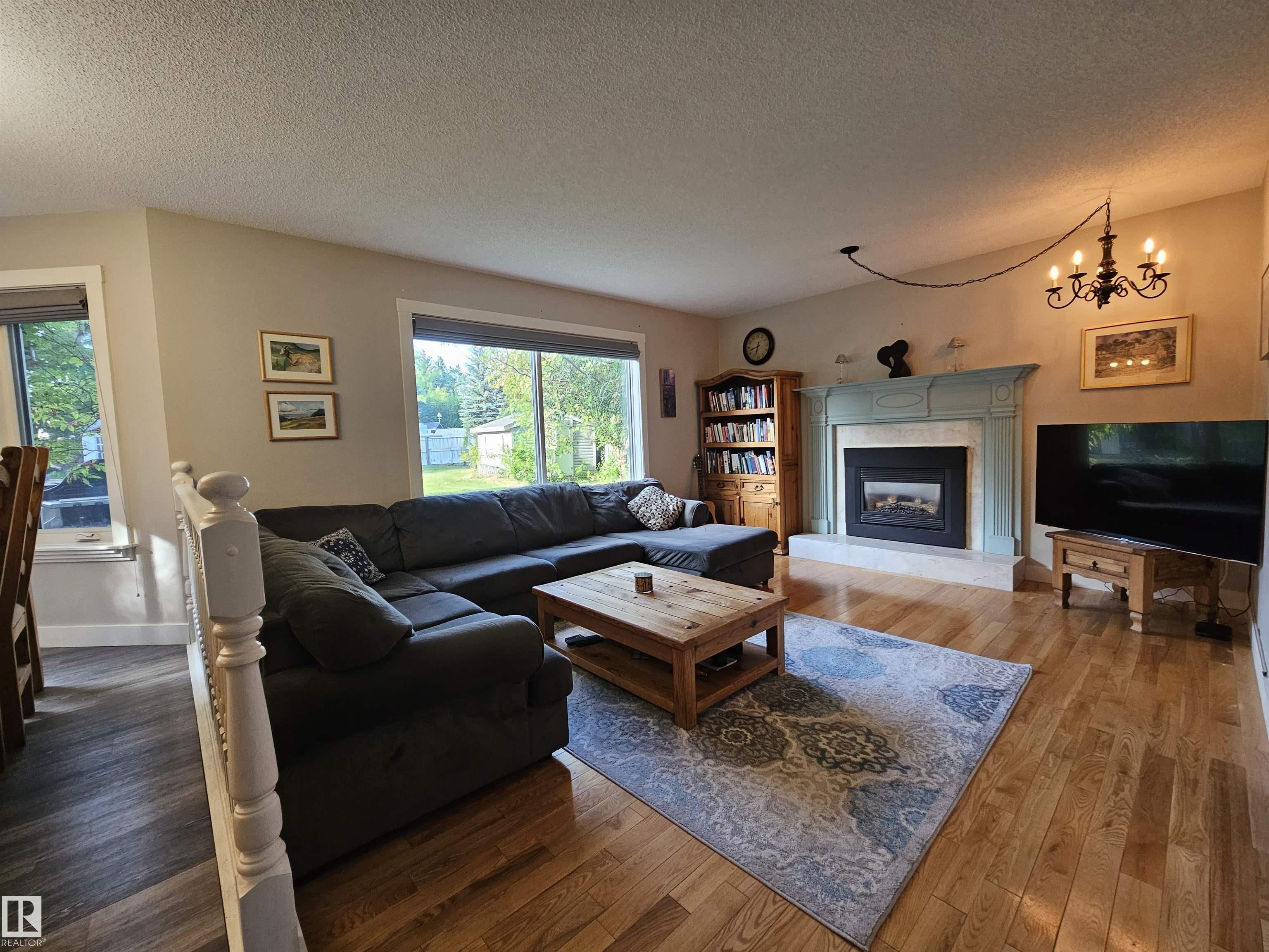 Photo 20 at 122 Glencoe Boulevard, Craigavon, Sherwood Park