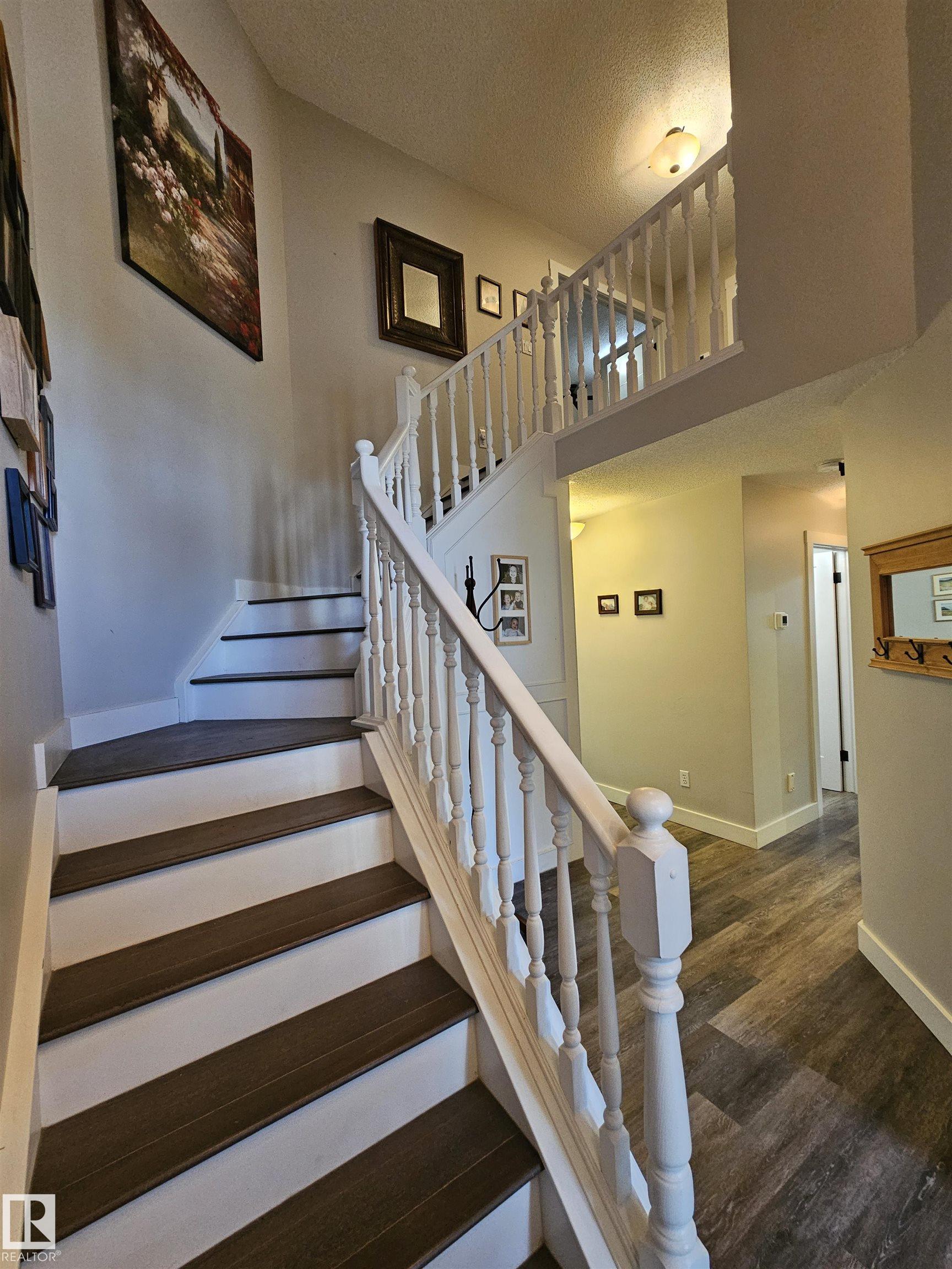 Photo 38 at 122 Glencoe Boulevard, Craigavon, Sherwood Park