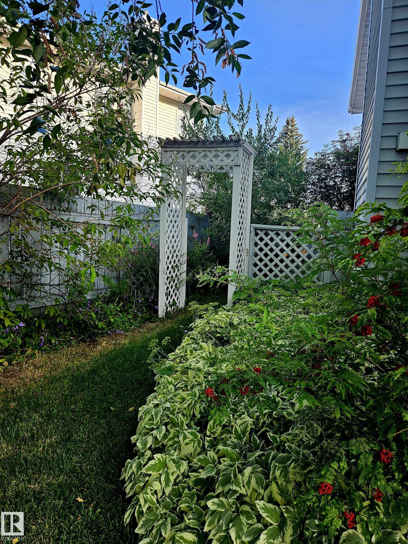 Photo 66 at 122 Glencoe Boulevard, Craigavon, Sherwood Park