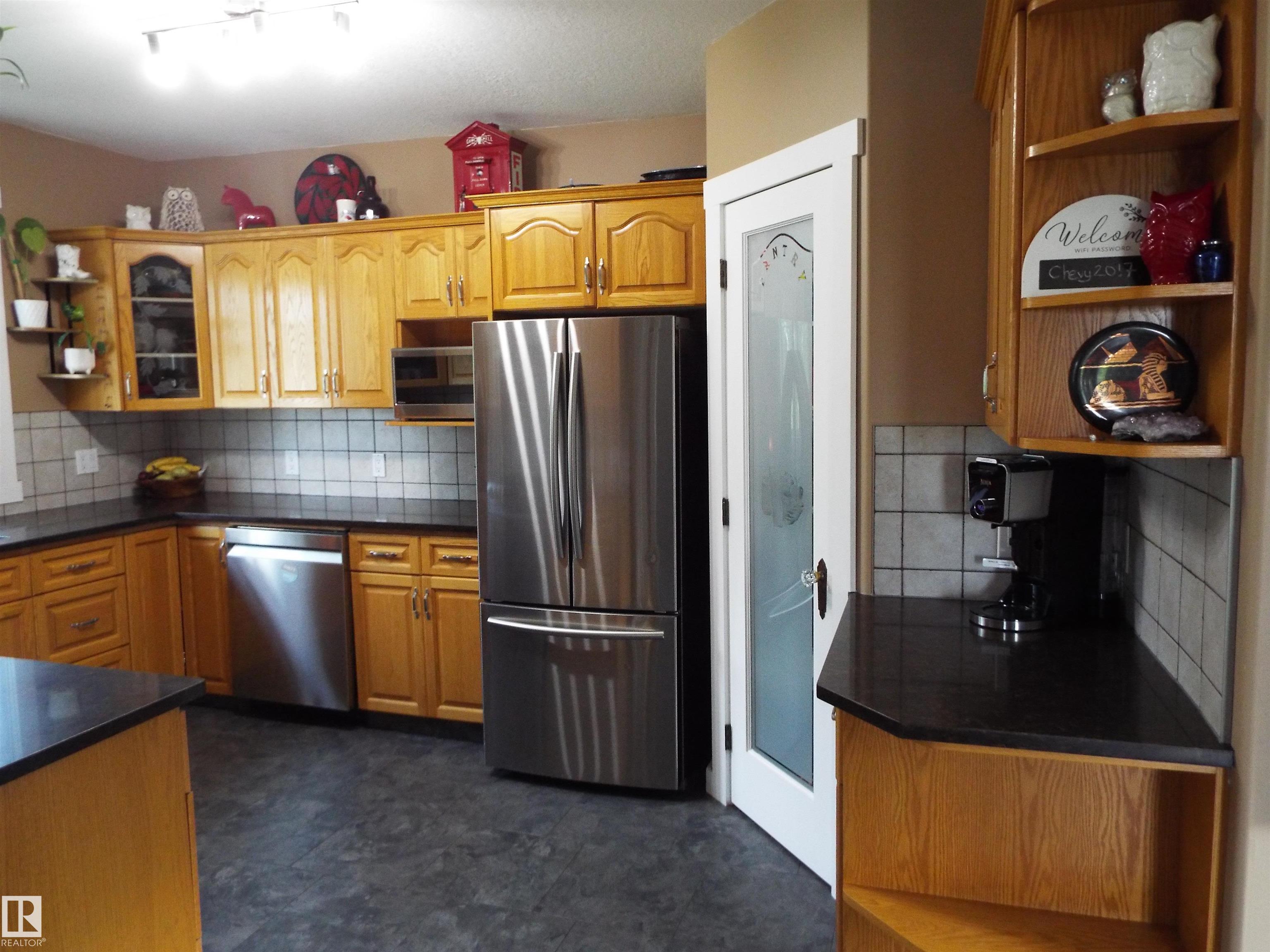 Photo 11 at 26449 Twp Rd 490, None, Rural Leduc County